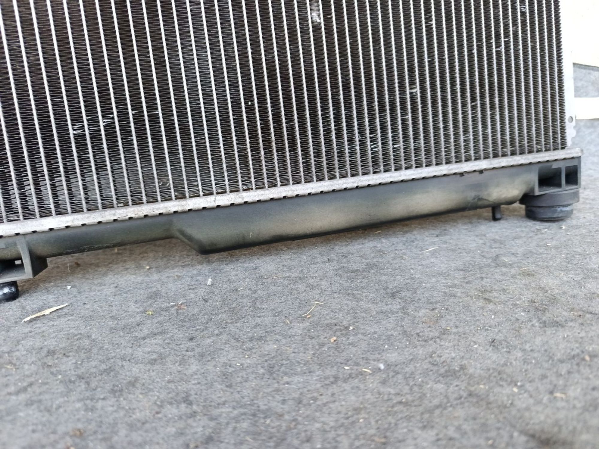 https://ycs.partsauto.market/partsauto-images/thmbs/userImages/d9b05010c61782443e0b3e264cf05921/part/d2851b6b-4518-4577-9346-653d224ac2f4_1781624758216.jpg