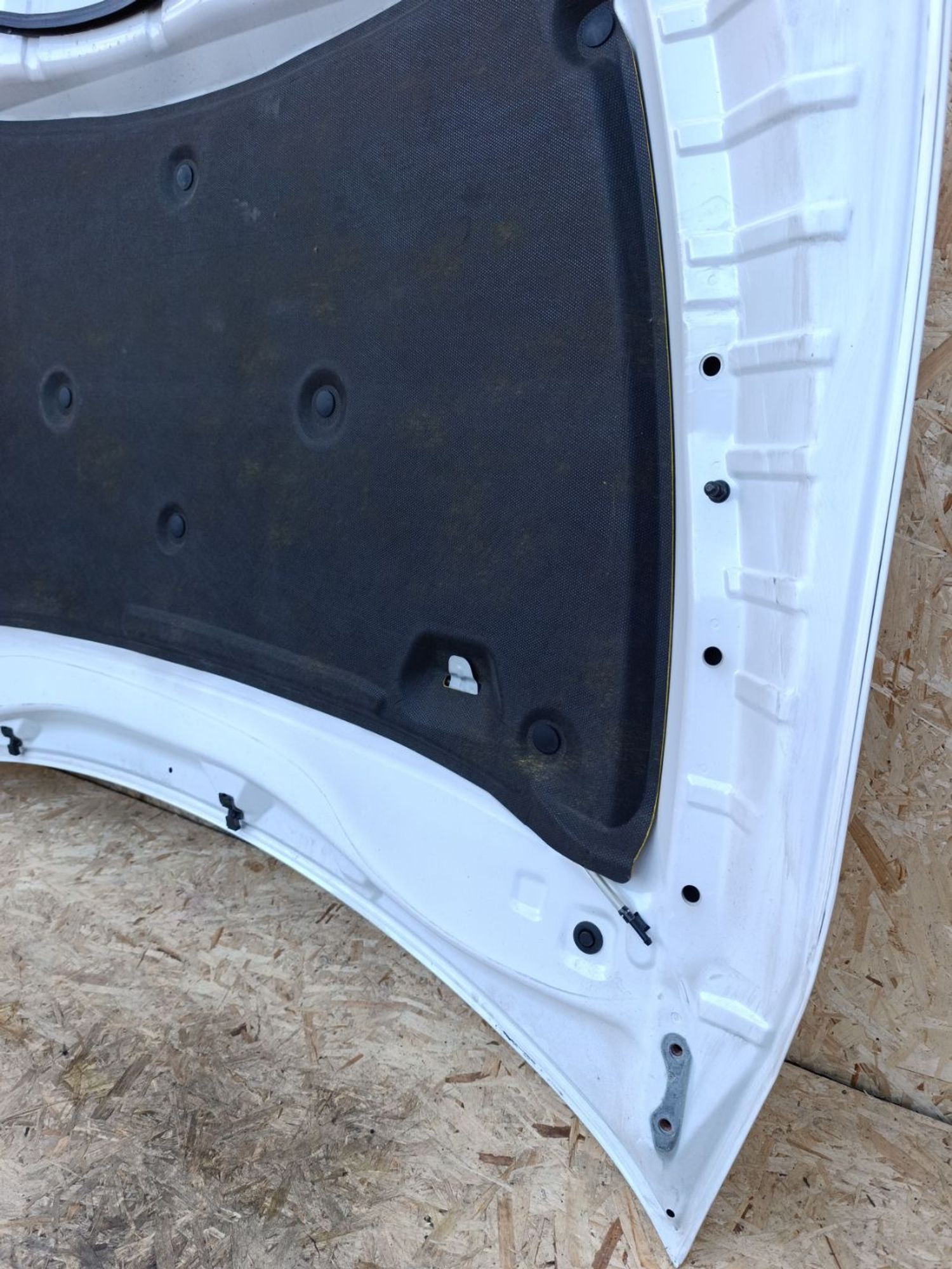 https://ycs.partsauto.market/partsauto-images/thmbs/userImages/d9b05010c61782443e0b3e264cf05921/part/d462861f-cf73-4001-a90d-766de506a6aa_1781797016525.jpg