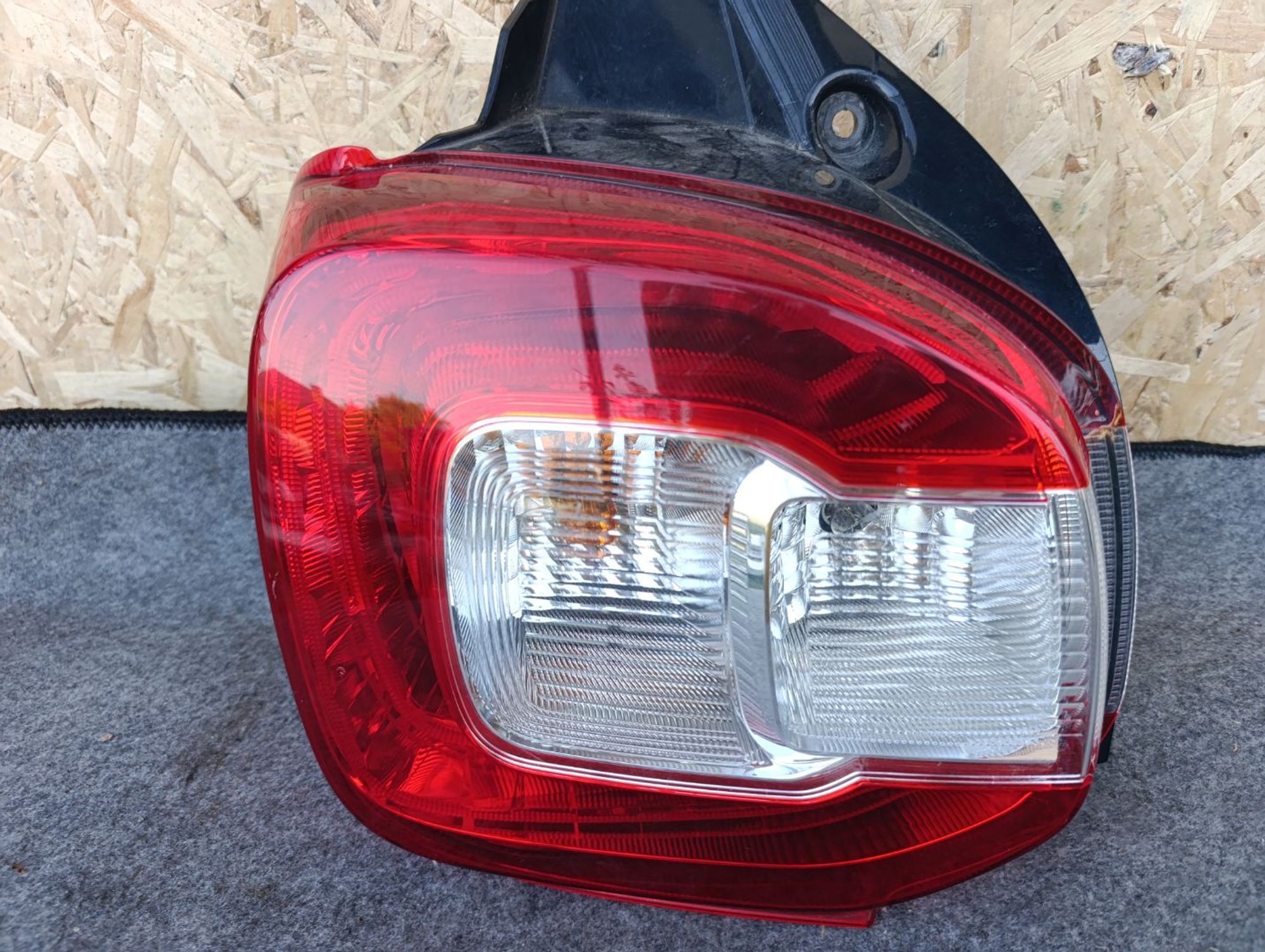 https://ycs.partsauto.market/partsauto-images/thmbs/userImages/d9b05010c61782443e0b3e264cf05921/part/d4900464-6987-43bd-b5c4-805604773ae6_1783440188525.jpg