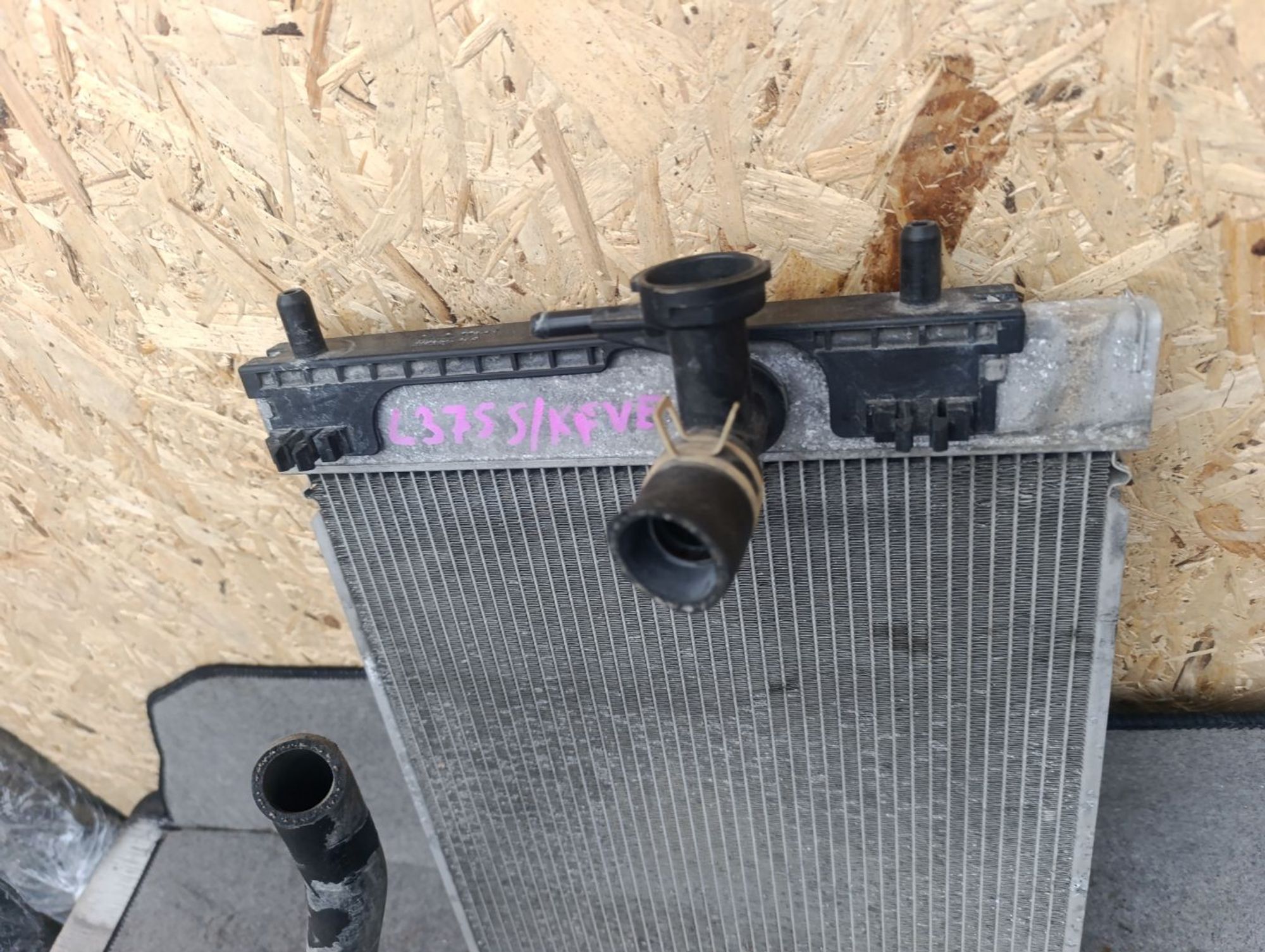 Радиатор основной Daihatsu Tanto l375s KFVE, 8000 рублей, Ленина