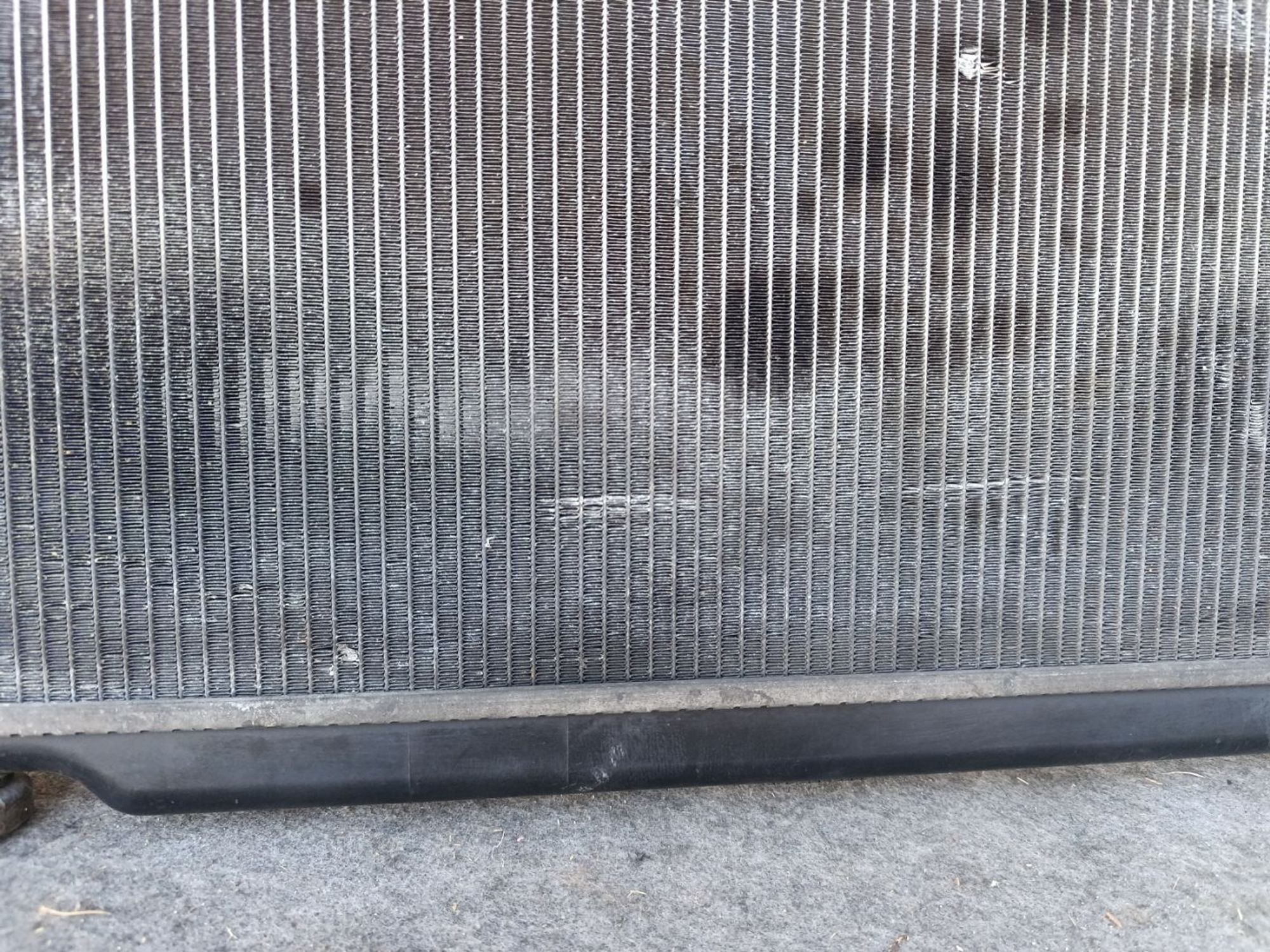 https://ycs.partsauto.market/partsauto-images/thmbs/userImages/d9b05010c61782443e0b3e264cf05921/part/d5ff7729-ce53-4551-89d3-942bfb22863b_1781624286461.jpg
