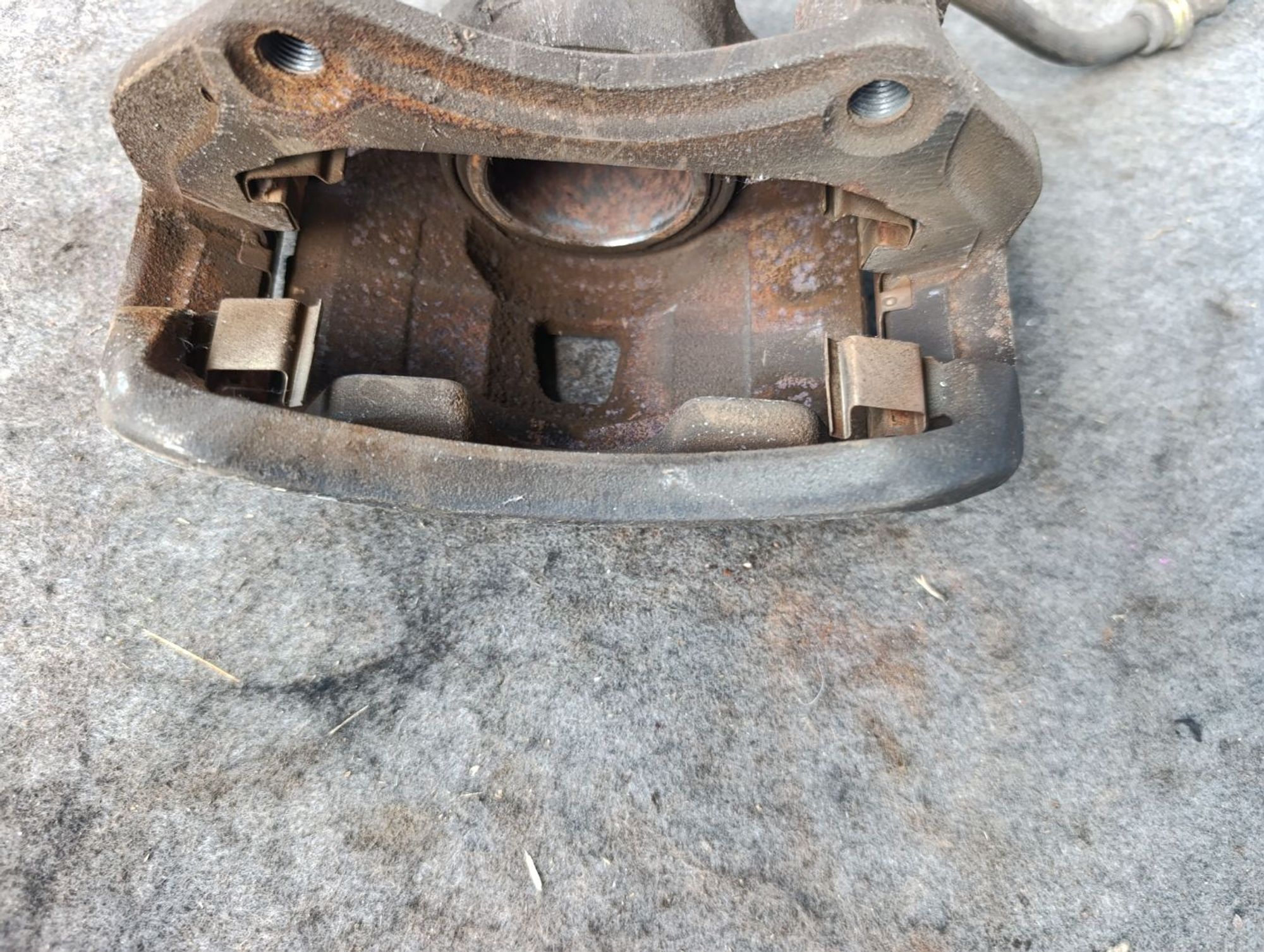https://ycs.partsauto.market/partsauto-images/thmbs/userImages/d9b05010c61782443e0b3e264cf05921/part/d6d6a405-c4fb-4a2c-88f8-535b2317683b_1784456888690.jpg