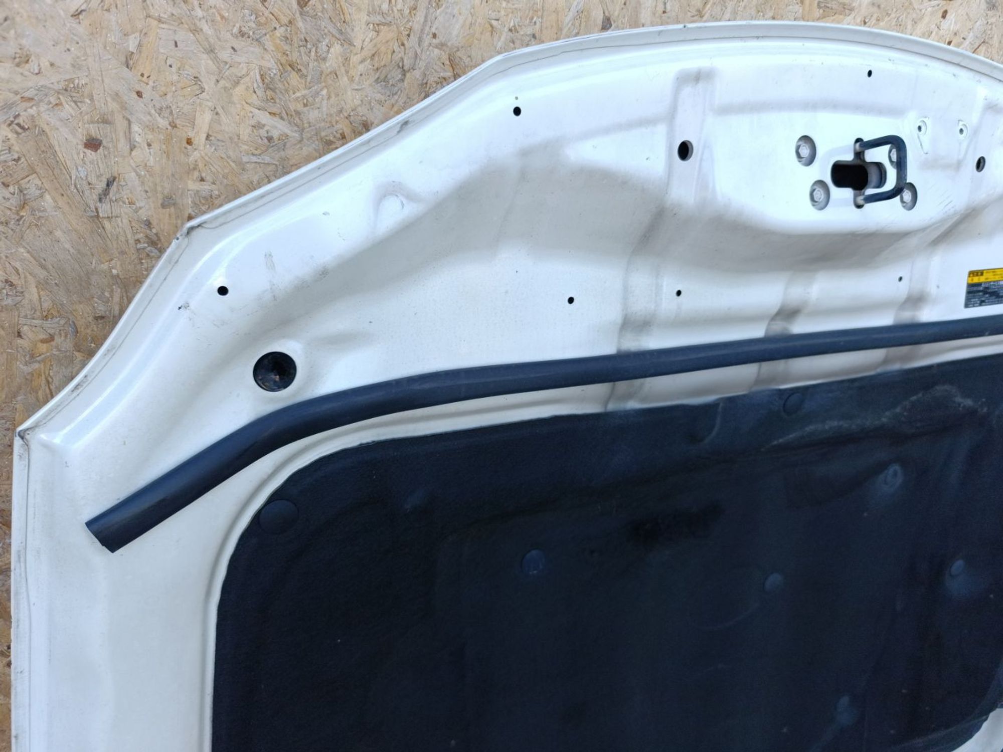 https://ycs.partsauto.market/partsauto-images/thmbs/userImages/d9b05010c61782443e0b3e264cf05921/part/d8a17a4b-aefe-485c-9432-8226f2fd1cc2_1781789500862.jpg