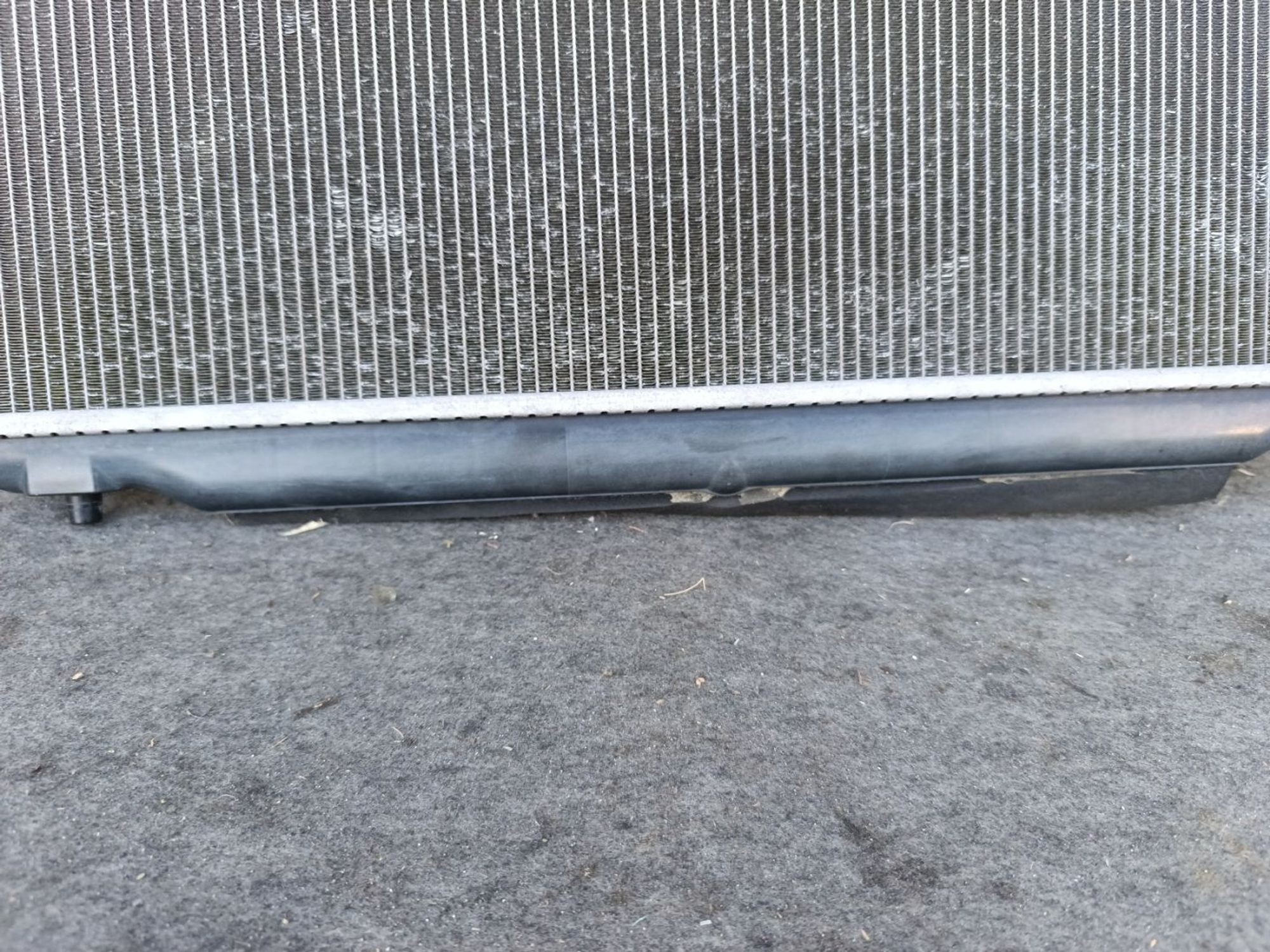 https://ycs.partsauto.market/partsauto-images/thmbs/userImages/d9b05010c61782443e0b3e264cf05921/part/da0306c5-5f45-439d-a4f8-f355f4eb1308_1781625444066.jpg