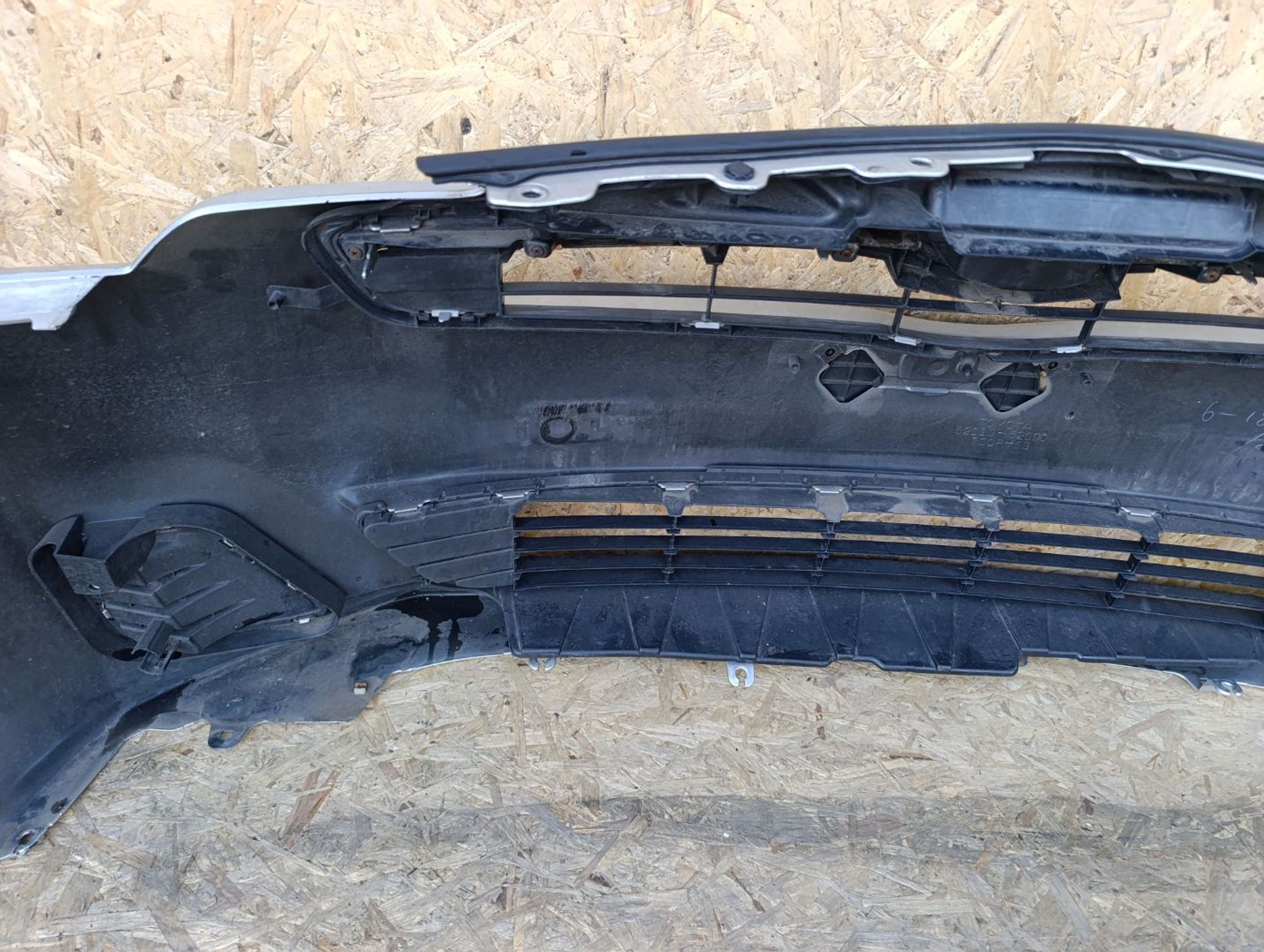 https://ycs.partsauto.market/partsauto-images/thmbs/userImages/d9b05010c61782443e0b3e264cf05921/part/dc772544-50f8-4191-a90c-13c4881622b6_1783008198906.jpg