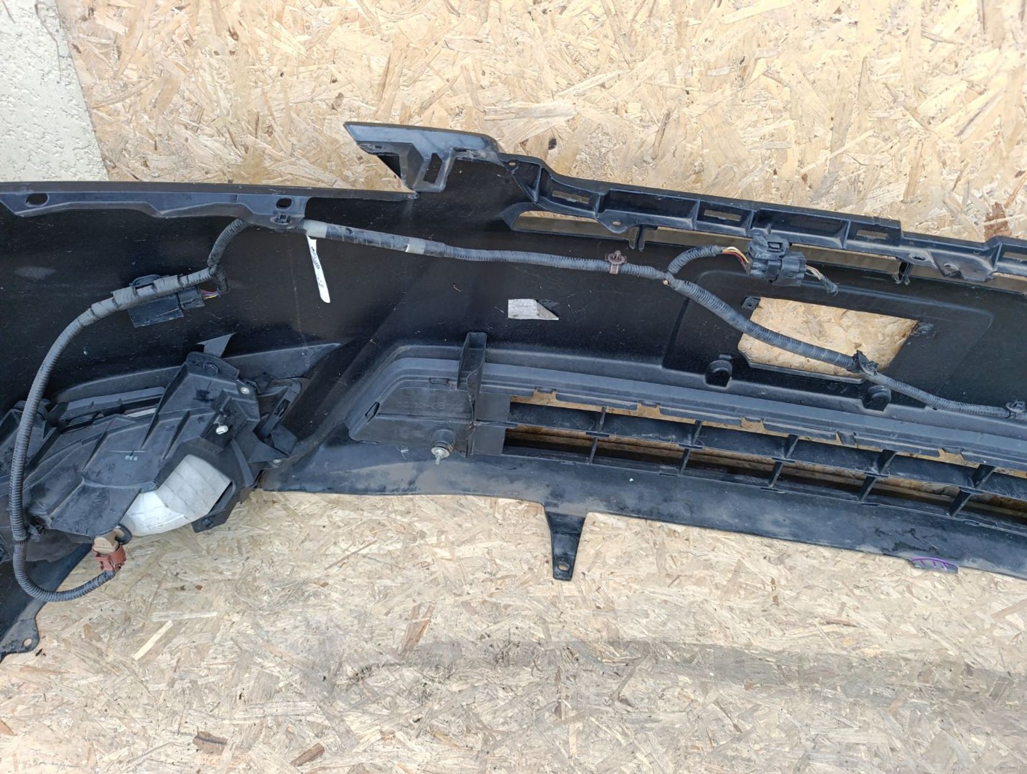 https://ycs.partsauto.market/partsauto-images/thmbs/userImages/d9b05010c61782443e0b3e264cf05921/part/dca91d2c-5539-44c1-bc27-0dcff0138cb5_1783262118635.jpg