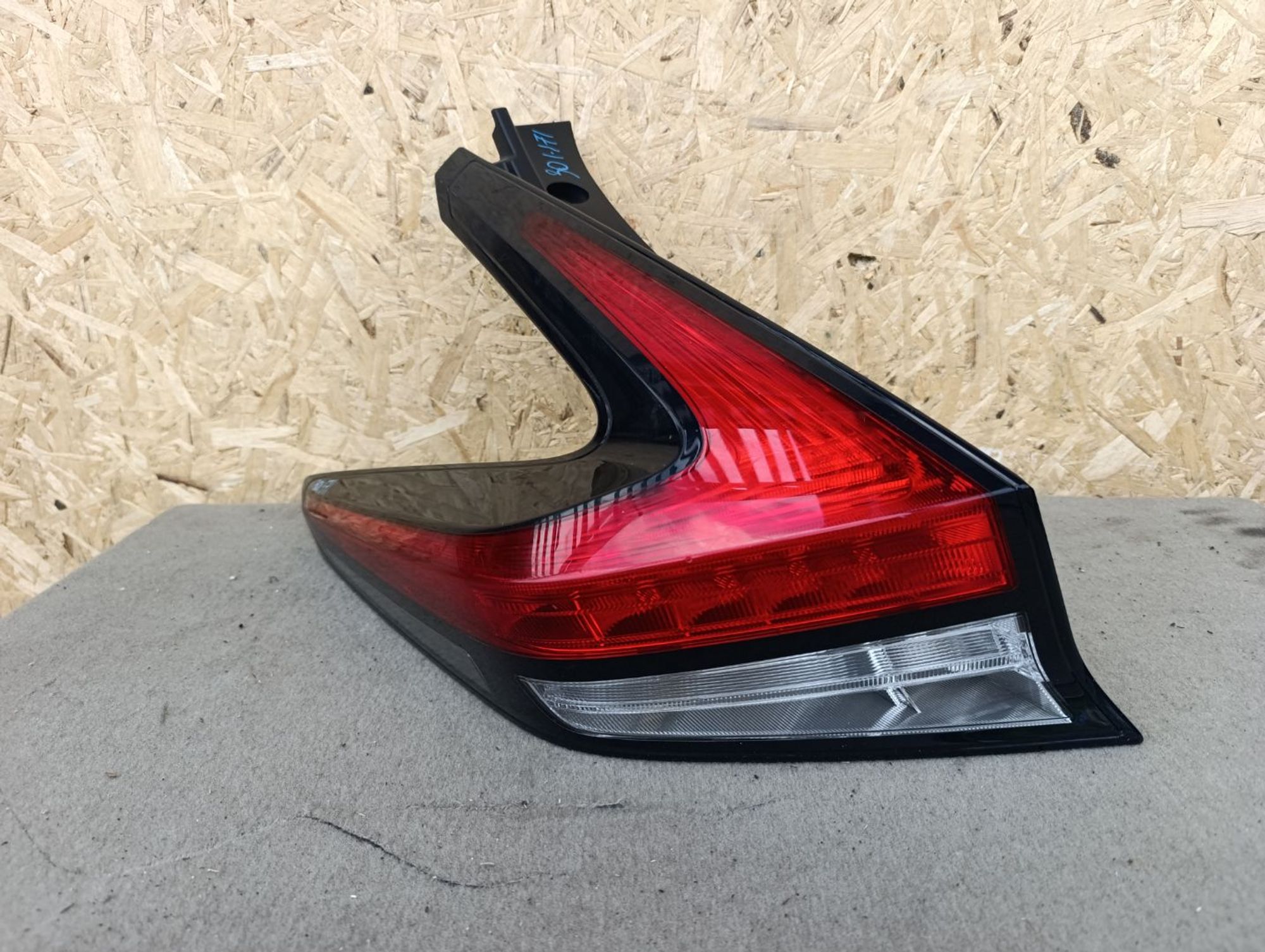 https://ycs.partsauto.market/partsauto-images/thmbs/userImages/d9b05010c61782443e0b3e264cf05921/part/ddff714f-a078-41aa-99b0-b737356aa3b5_1784729791367.jpg