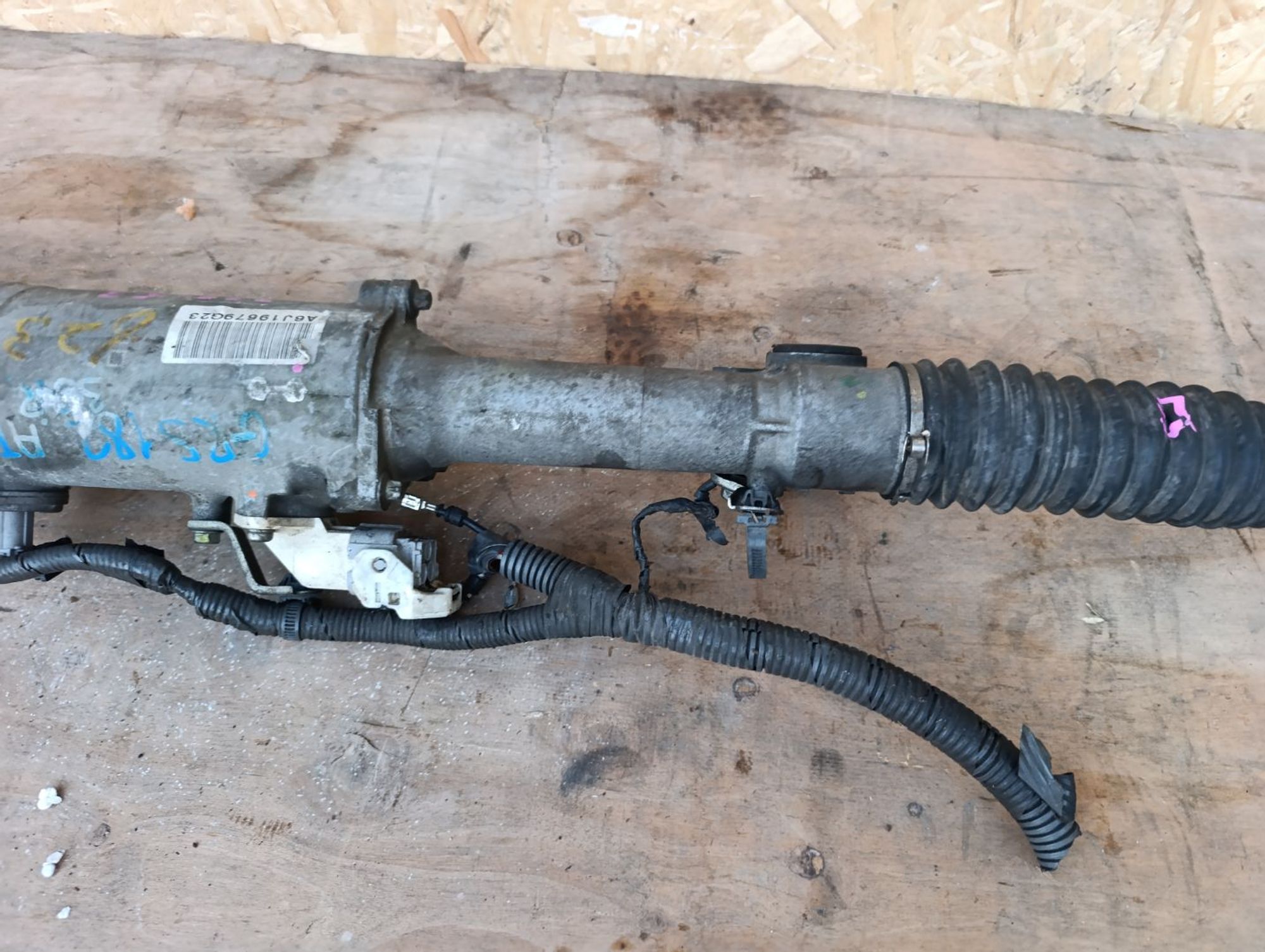 https://ycs.partsauto.market/partsauto-images/thmbs/userImages/d9b05010c61782443e0b3e264cf05921/part/de475597-fe8e-46b5-9e88-f7d9b3a9437f_1784220476395.jpg