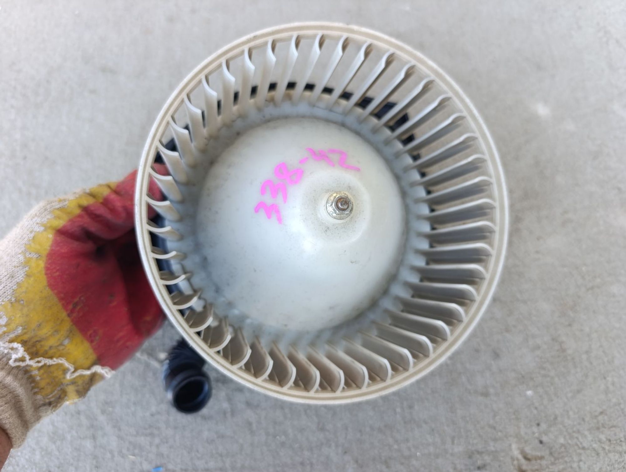 https://ycs.partsauto.market/partsauto-images/thmbs/userImages/d9b05010c61782443e0b3e264cf05921/part/dea63838-a157-4d77-862a-085d36af2100_1785423526528.jpg