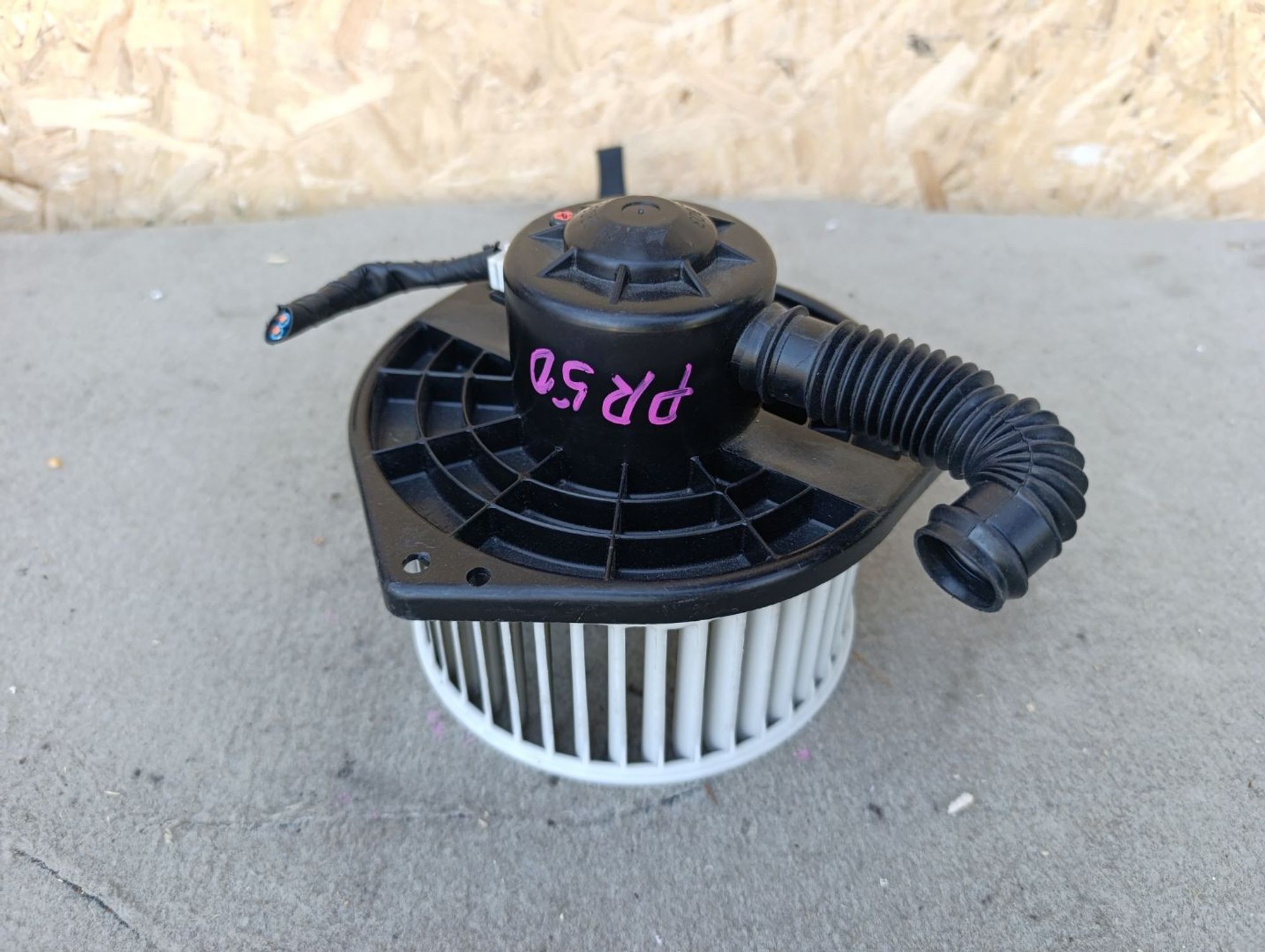 https://ycs.partsauto.market/partsauto-images/thmbs/userImages/d9b05010c61782443e0b3e264cf05921/part/dfc196c6-80e9-47c2-b54d-aee9d38c7609_1785586925910.jpg