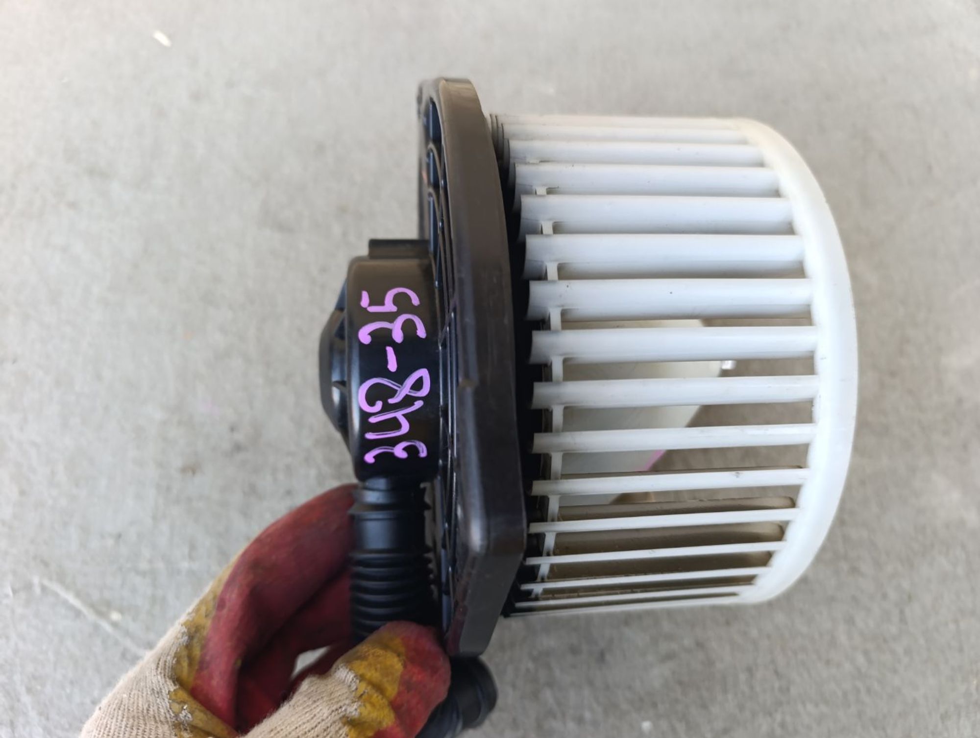 https://ycs.partsauto.market/partsauto-images/thmbs/userImages/d9b05010c61782443e0b3e264cf05921/part/e0a0a549-7ecd-46f1-a548-bed0f7e787b7_1785422904941.jpg