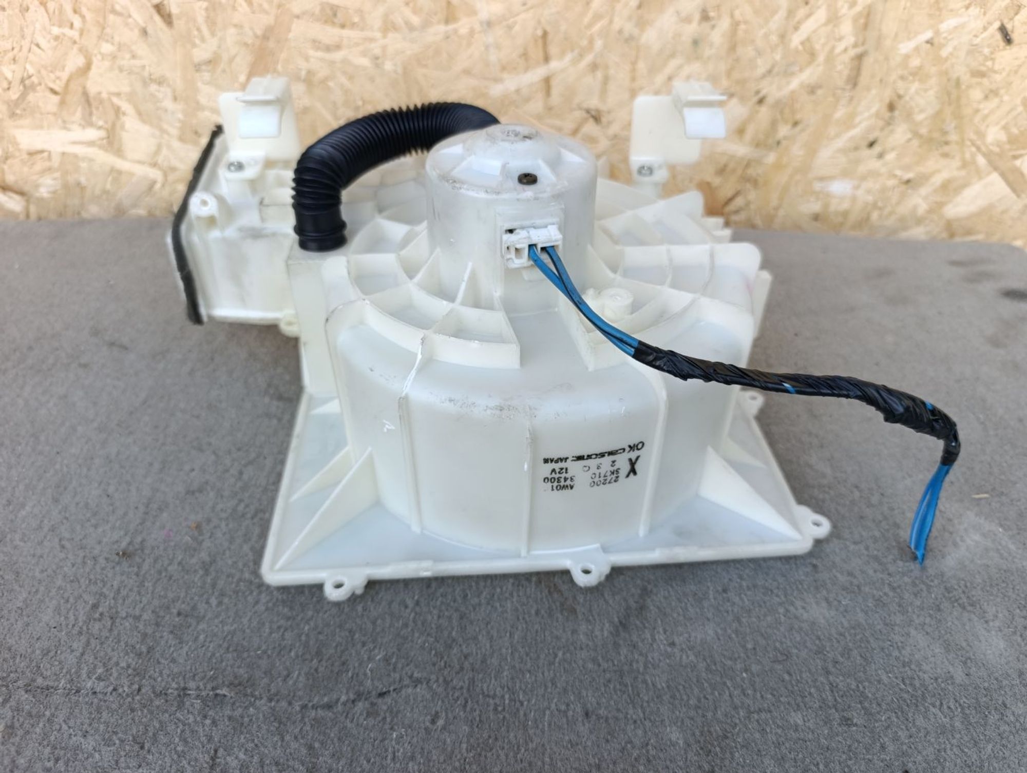https://ycs.partsauto.market/partsauto-images/thmbs/userImages/d9b05010c61782443e0b3e264cf05921/part/e0e4b8c7-3458-401d-8c95-e7c0577a28b9_1785417418956.jpg