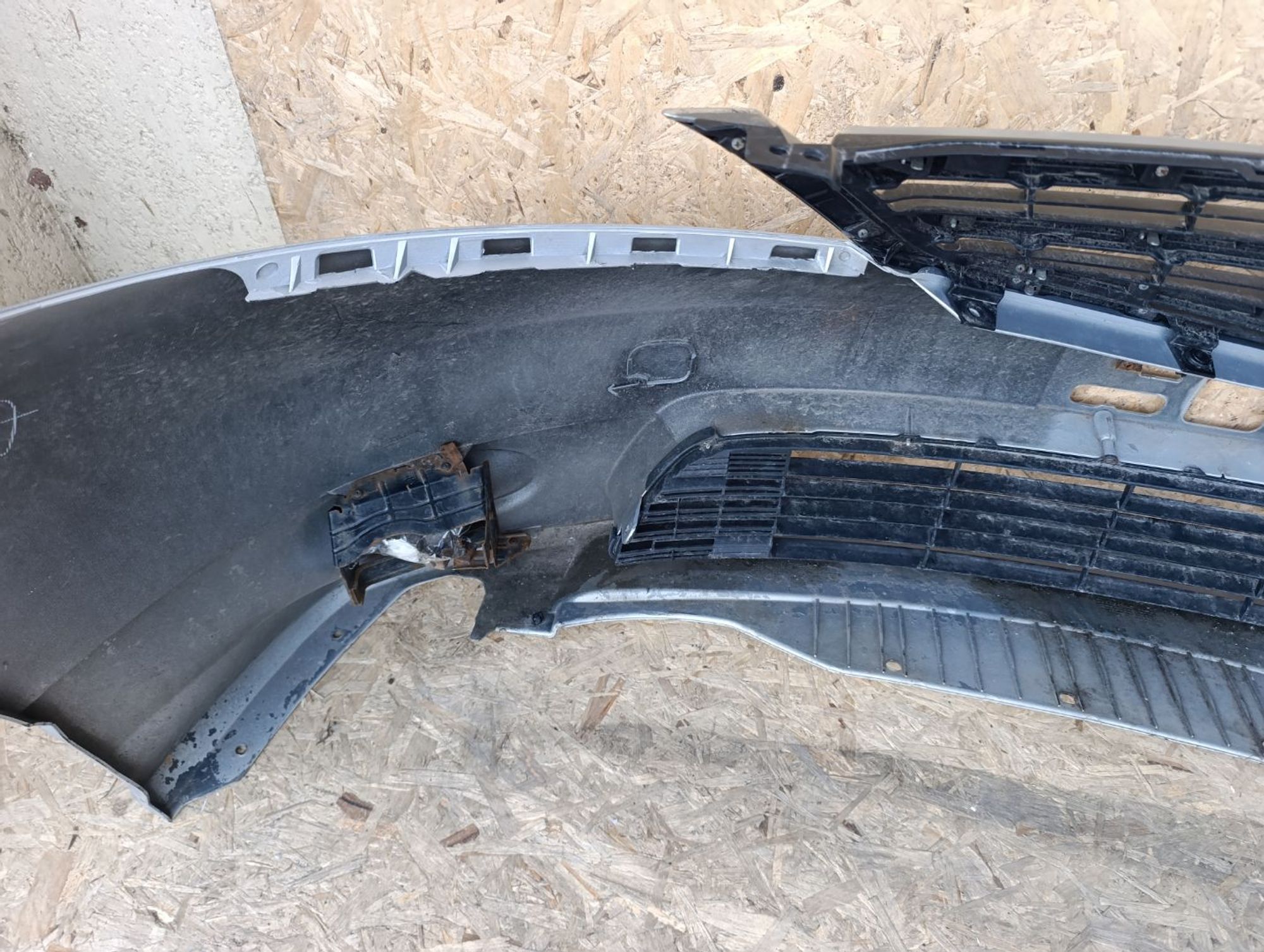 https://ycs.partsauto.market/partsauto-images/thmbs/userImages/d9b05010c61782443e0b3e264cf05921/part/e0f53199-3b7d-4036-a94f-e320cc196a8c_1782492958286.jpg