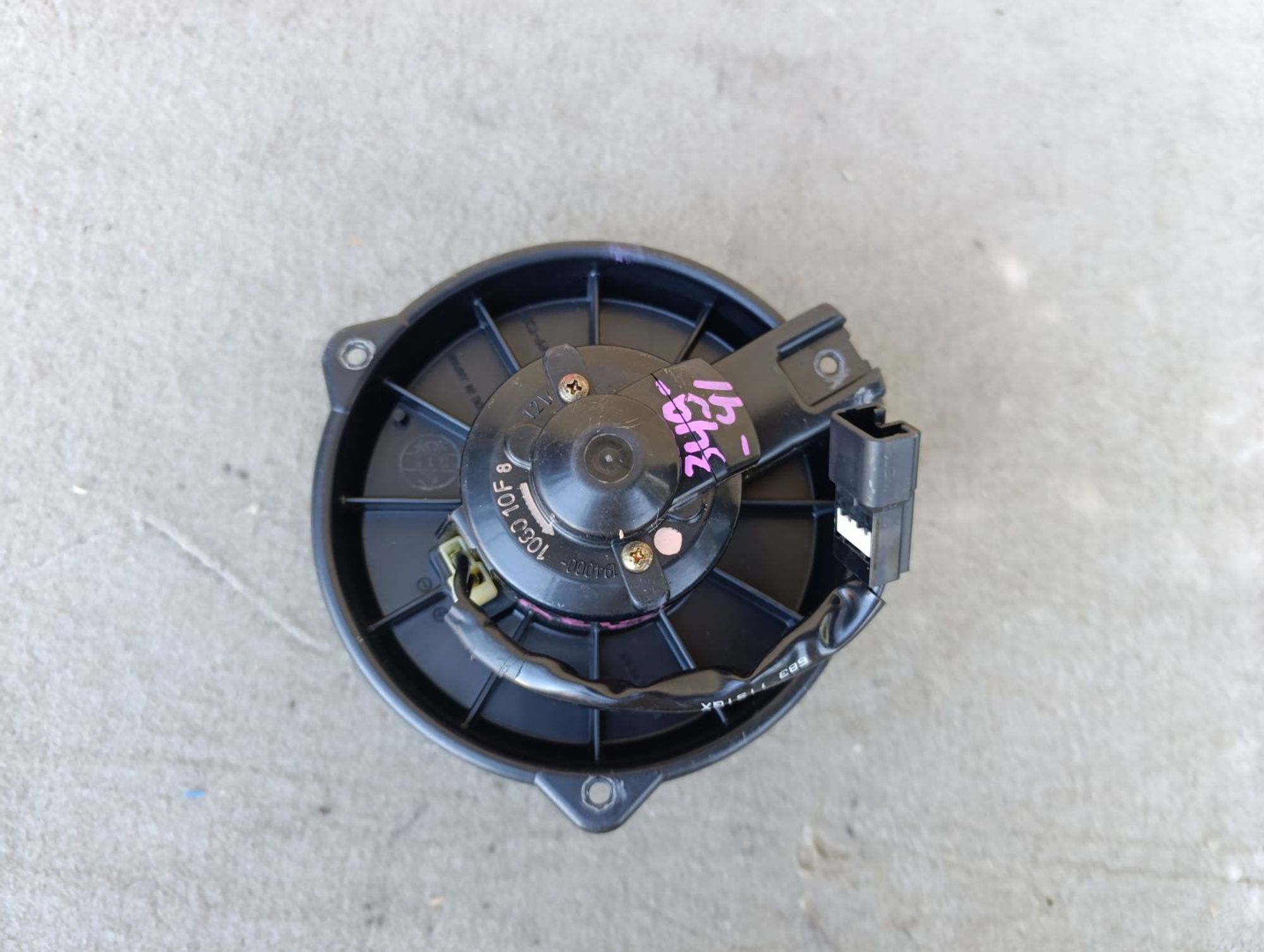 https://ycs.partsauto.market/partsauto-images/thmbs/userImages/d9b05010c61782443e0b3e264cf05921/part/e0fd24ab-fb92-480f-aadb-8641cda41a88_1785505883108.jpg