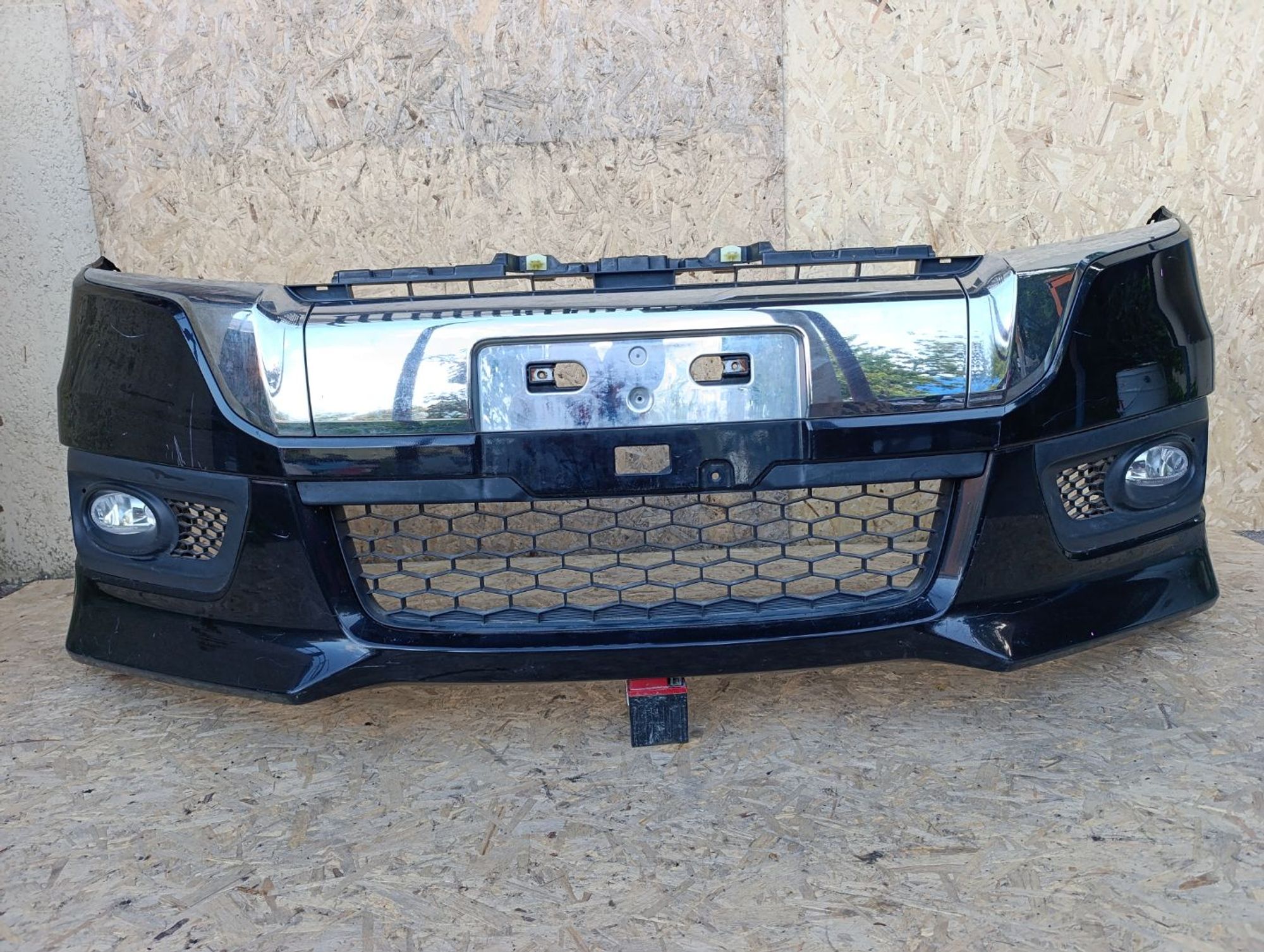 https://ycs.partsauto.market/partsauto-images/thmbs/userImages/d9b05010c61782443e0b3e264cf05921/part/e12b85e6-ec03-48d2-9b83-9b1348002e9d_1783178202217.jpg