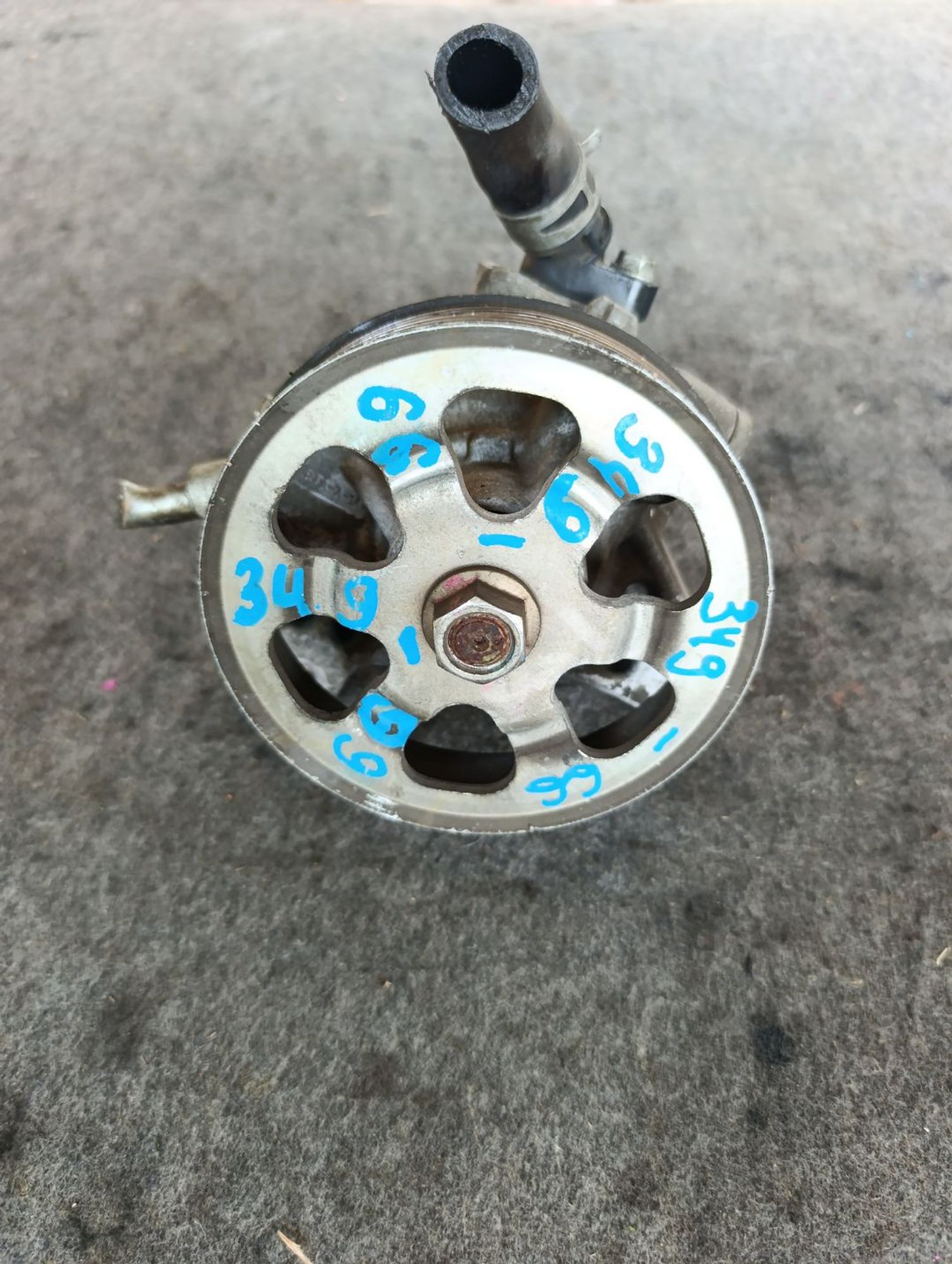 https://ycs.partsauto.market/partsauto-images/thmbs/userImages/d9b05010c61782443e0b3e264cf05921/part/e2603348-99ed-4f92-ab34-58402ad4c573_1783513778598.jpg