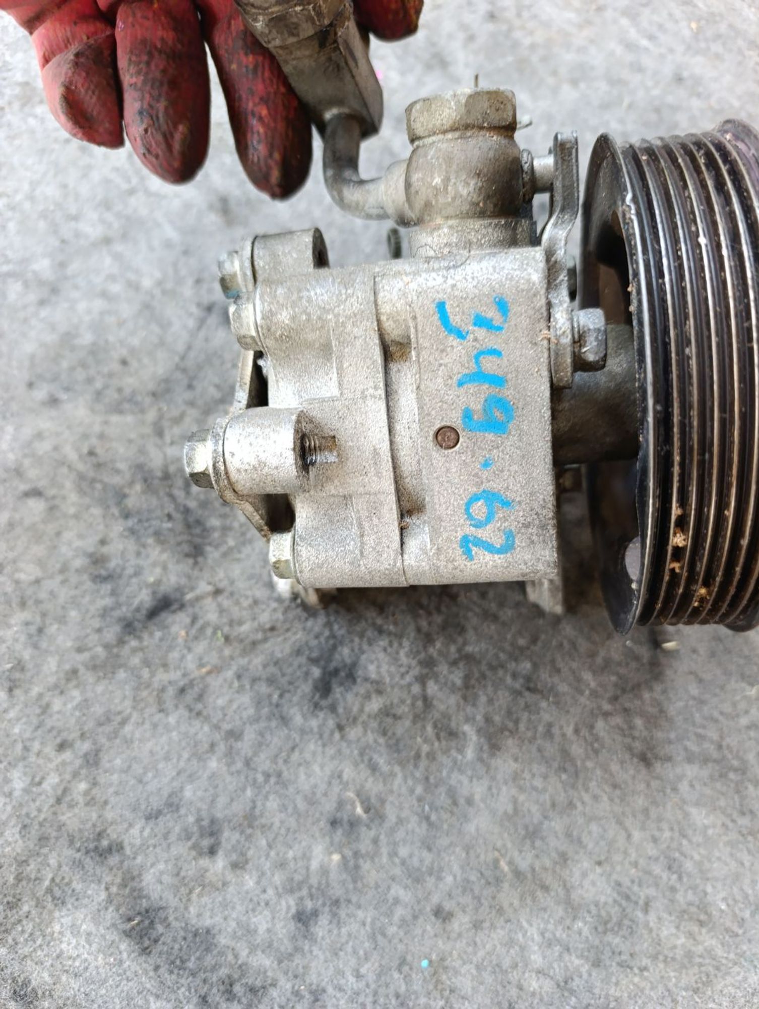 https://ycs.partsauto.market/partsauto-images/thmbs/userImages/d9b05010c61782443e0b3e264cf05921/part/e26dfdad-259b-494d-8da0-f89de914ef67_1783512564278.jpg