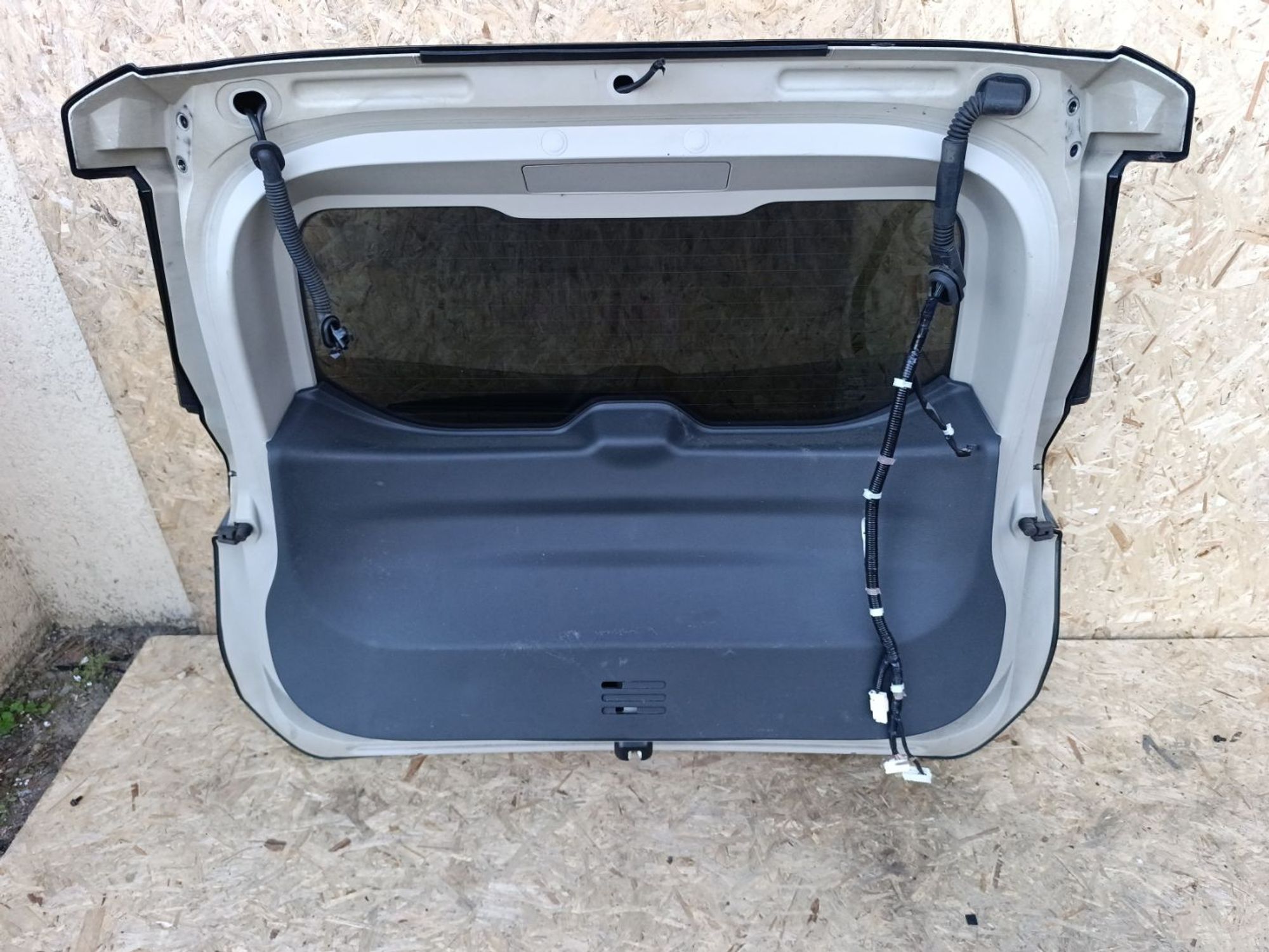 https://ycs.partsauto.market/partsauto-images/thmbs/userImages/d9b05010c61782443e0b3e264cf05921/part/e2c1ba74-e770-4581-ad02-09b77b372288_1781888332313.jpg