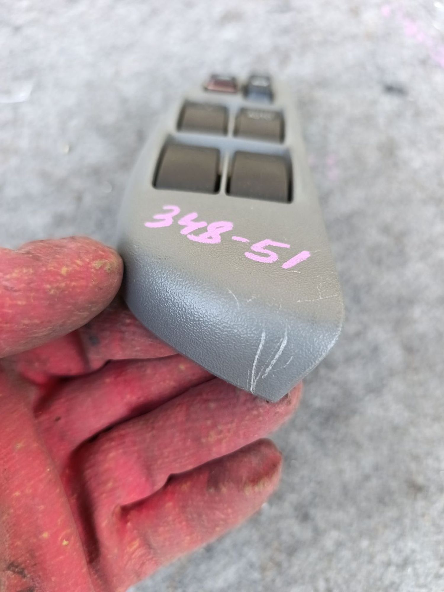 https://ycs.partsauto.market/partsauto-images/thmbs/userImages/d9b05010c61782443e0b3e264cf05921/part/e332e8a1-f9ac-40e0-9d5e-74b47c38fb50_1783432836509.jpg