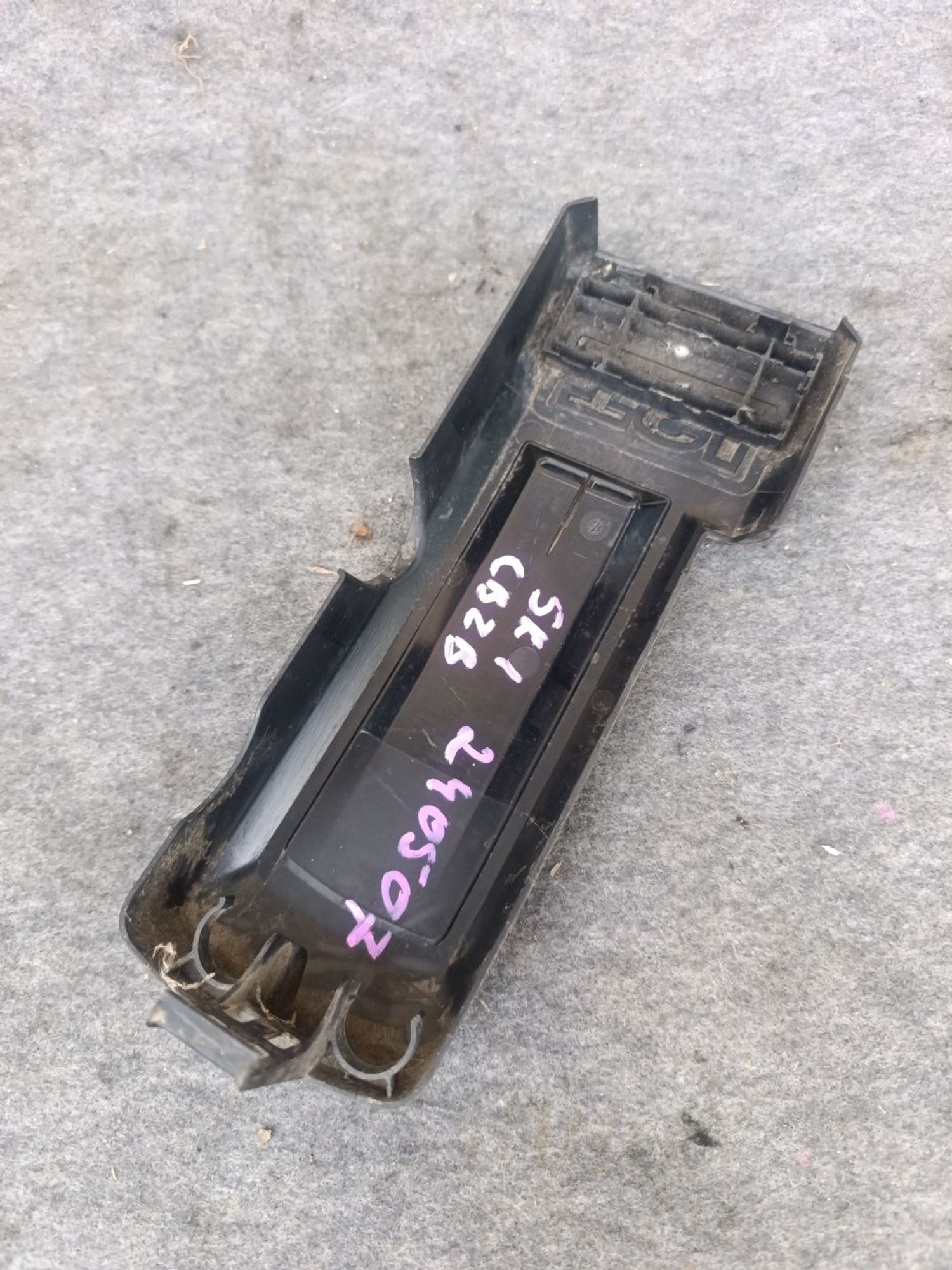 https://ycs.partsauto.market/partsauto-images/thmbs/userImages/d9b05010c61782443e0b3e264cf05921/part/e344d28f-a496-4243-9fc7-d6582c9011e5_1779636851945.jpg