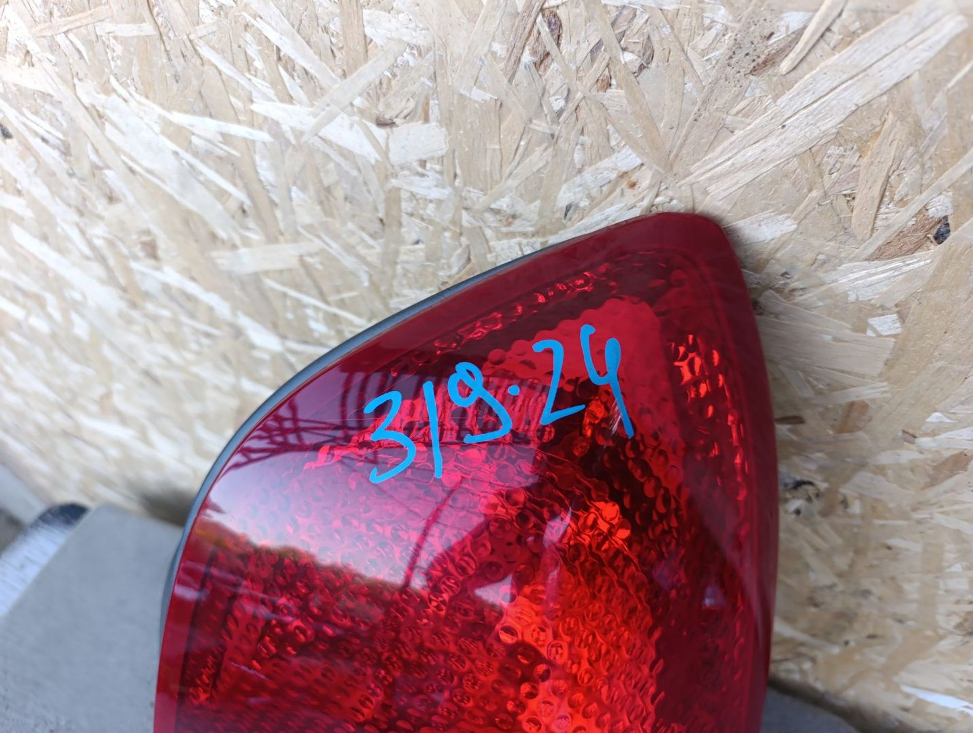 https://ycs.partsauto.market/partsauto-images/thmbs/userImages/d9b05010c61782443e0b3e264cf05921/part/e3515a99-5d22-4a82-952e-d3403708cb81_1784477492717.jpg