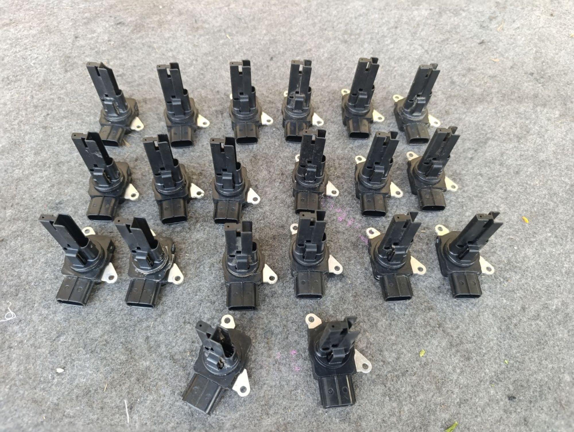 https://ycs.partsauto.market/partsauto-images/thmbs/userImages/d9b05010c61782443e0b3e264cf05921/part/e408cf37-851b-451d-bb8f-fc4ac3b4e1d3_1783438832175.jpg