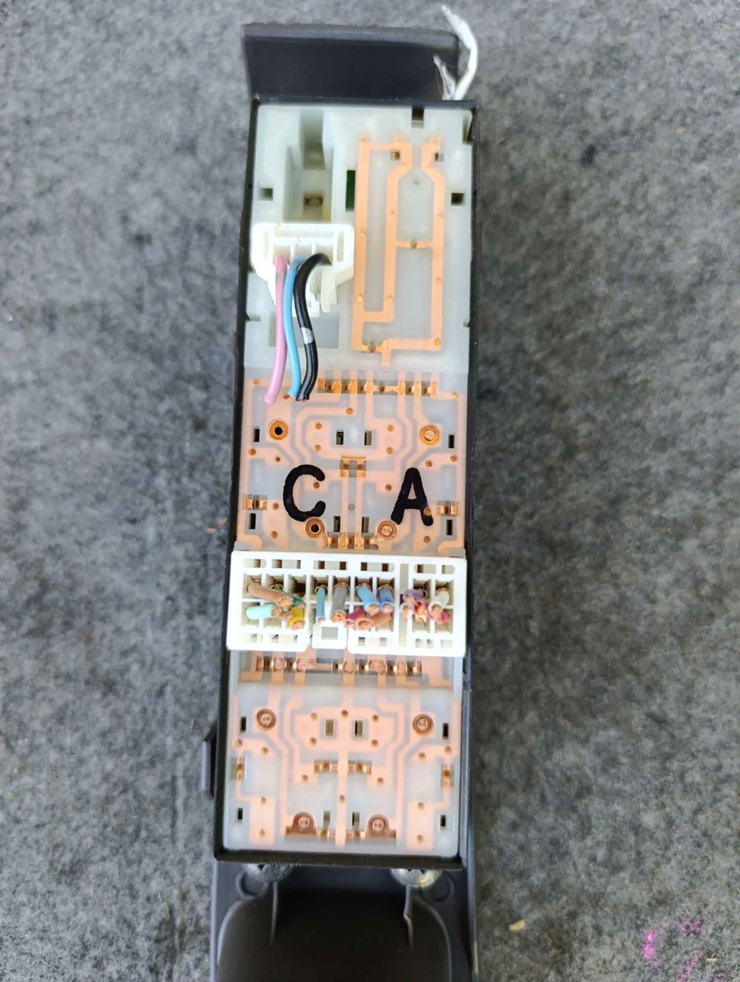 https://ycs.partsauto.market/partsauto-images/thmbs/userImages/d9b05010c61782443e0b3e264cf05921/part/e4ed10d9-824d-4a1f-8941-ea899f408abc_1783337464405.jpg