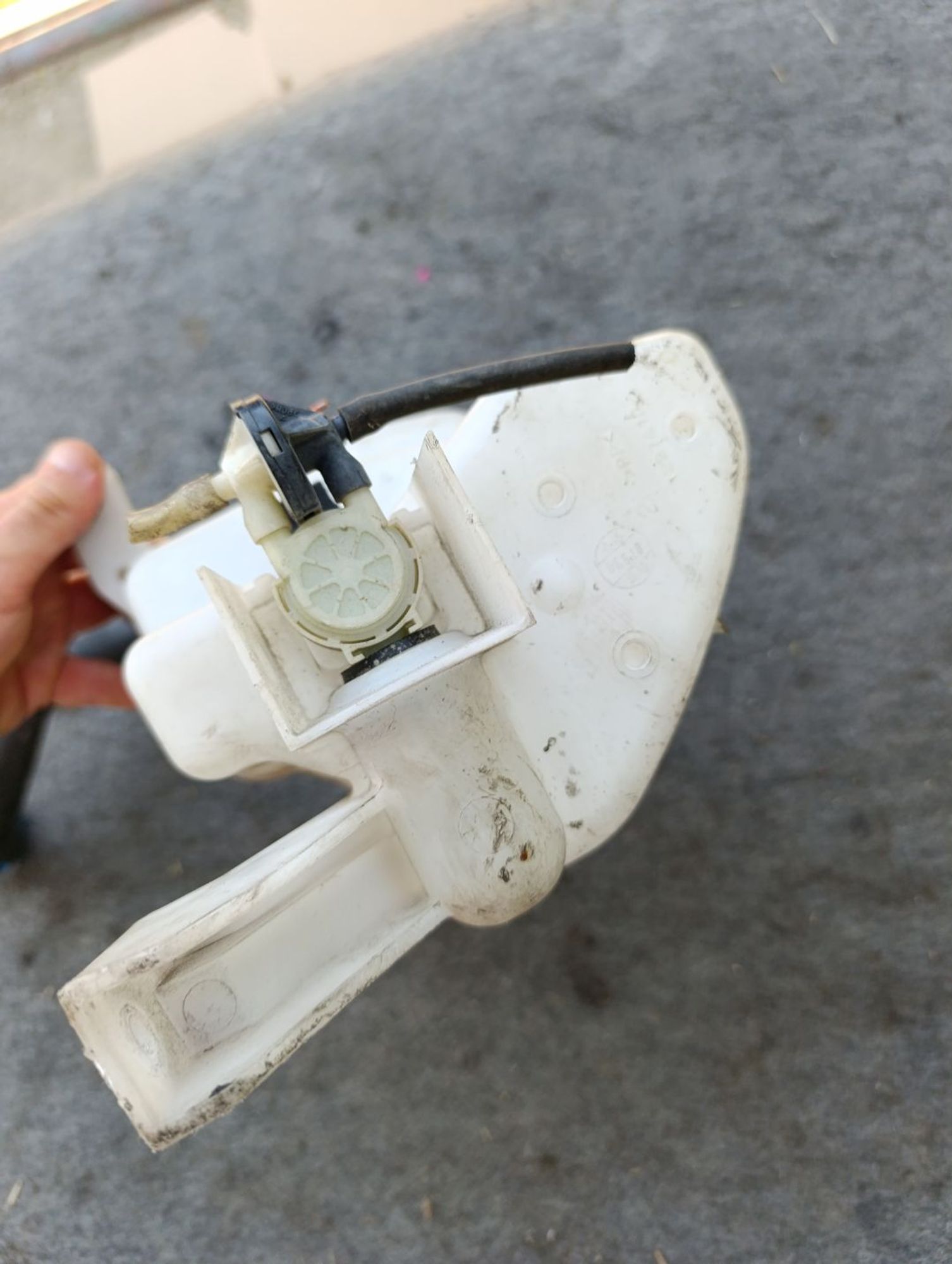 https://ycs.partsauto.market/partsauto-images/thmbs/userImages/d9b05010c61782443e0b3e264cf05921/part/e5029218-cd27-4e5e-970b-9a8a9f785eba_1783067951964.jpg