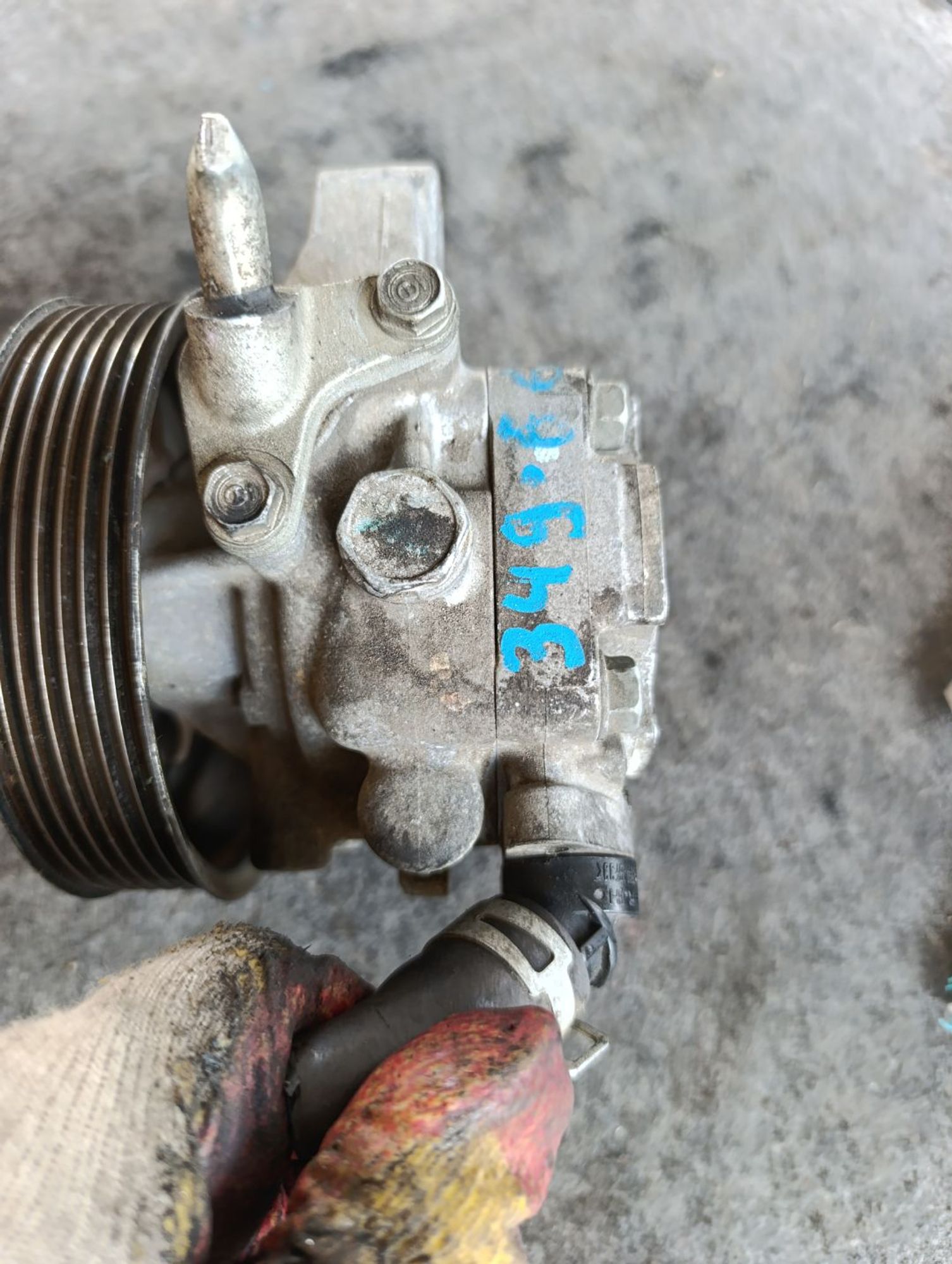 https://ycs.partsauto.market/partsauto-images/thmbs/userImages/d9b05010c61782443e0b3e264cf05921/part/e603c871-f35c-4031-9017-409294de6175_1783513794687.jpg