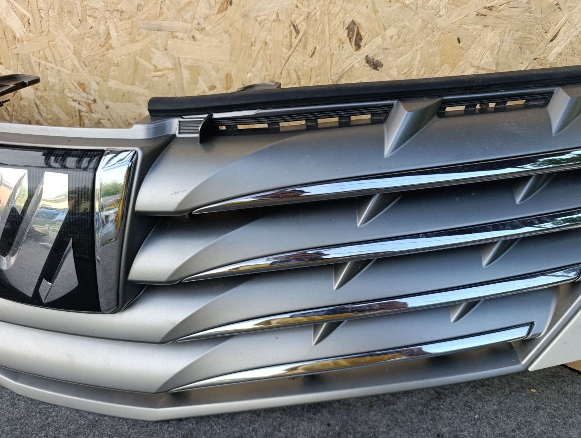 https://ycs.partsauto.market/partsauto-images/thmbs/userImages/d9b05010c61782443e0b3e264cf05921/part/e792f1d2-3277-4fc3-b5ec-8a3984e63ef2_1783521755100.jpg