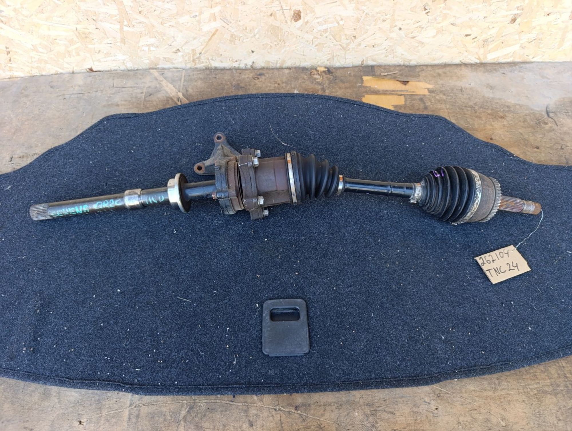 https://ycs.partsauto.market/partsauto-images/thmbs/userImages/d9b05010c61782443e0b3e264cf05921/part/e7e5b9e6-cc63-443d-8add-17ba9cc96317_1786972112874.jpg