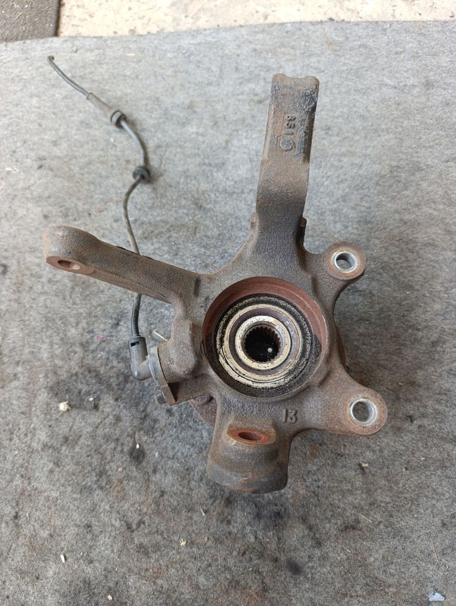https://ycs.partsauto.market/partsauto-images/thmbs/userImages/d9b05010c61782443e0b3e264cf05921/part/e7ff3754-05a8-46d6-a001-af55074edc8e_1784456293176.jpg