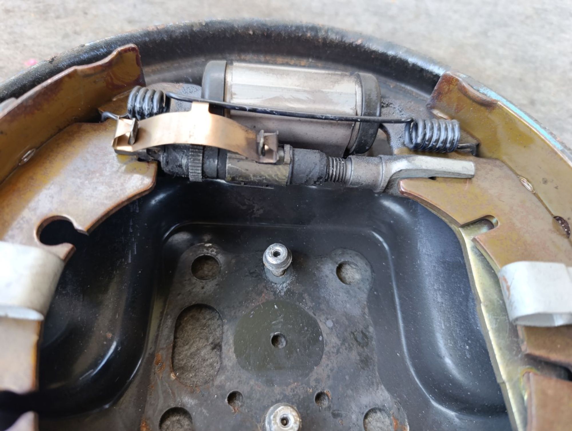 https://ycs.partsauto.market/partsauto-images/thmbs/userImages/d9b05010c61782443e0b3e264cf05921/part/e8bd29c8-ad90-456c-8a3c-bd99a693d319_1784453971140.jpg