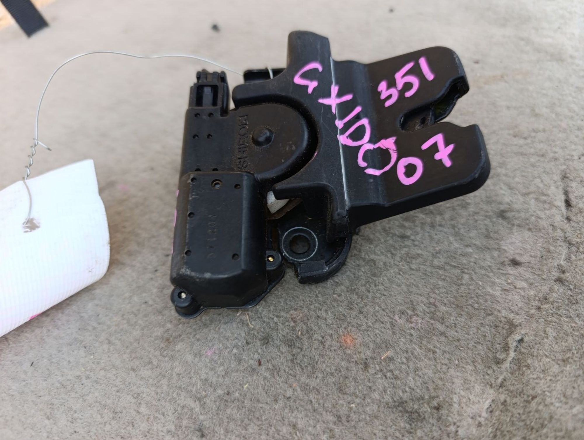 https://ycs.partsauto.market/partsauto-images/thmbs/userImages/d9b05010c61782443e0b3e264cf05921/part/eb56f1fd-3d7a-49f0-9527-6dd389c27c1a_1785857262594.jpg