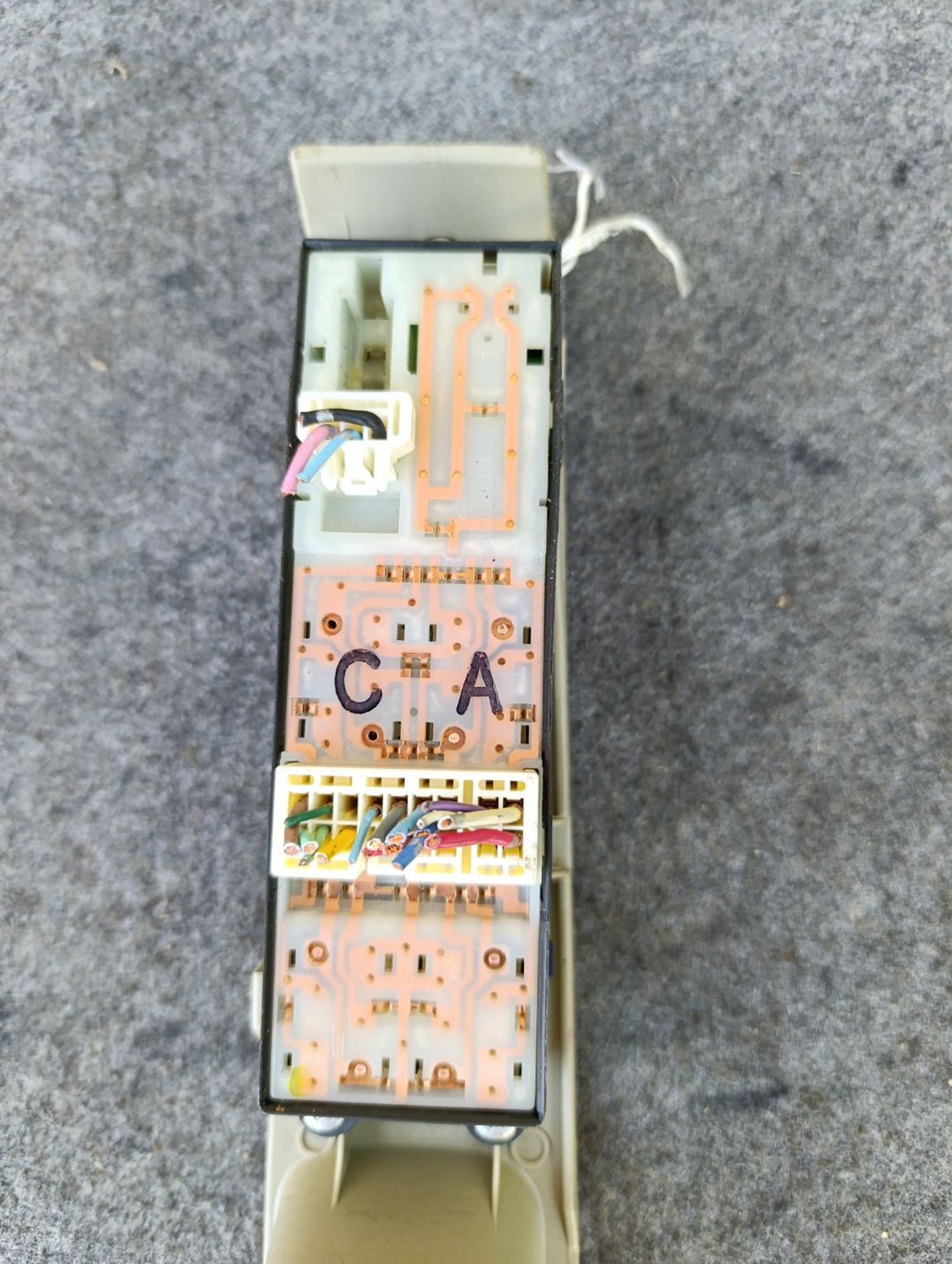 https://ycs.partsauto.market/partsauto-images/thmbs/userImages/d9b05010c61782443e0b3e264cf05921/part/ec2b3da2-dafe-4300-968a-c111e1d5c077_1783337368992.jpg