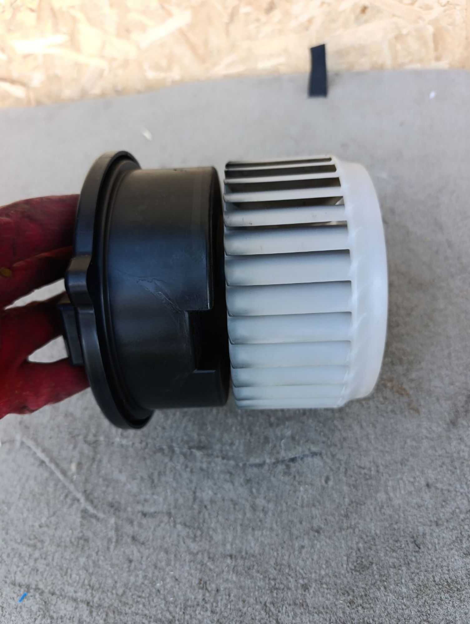 https://ycs.partsauto.market/partsauto-images/thmbs/userImages/d9b05010c61782443e0b3e264cf05921/part/eda8f3f9-f42a-42e0-98ea-7425d85d0f01_1785418269647.jpg