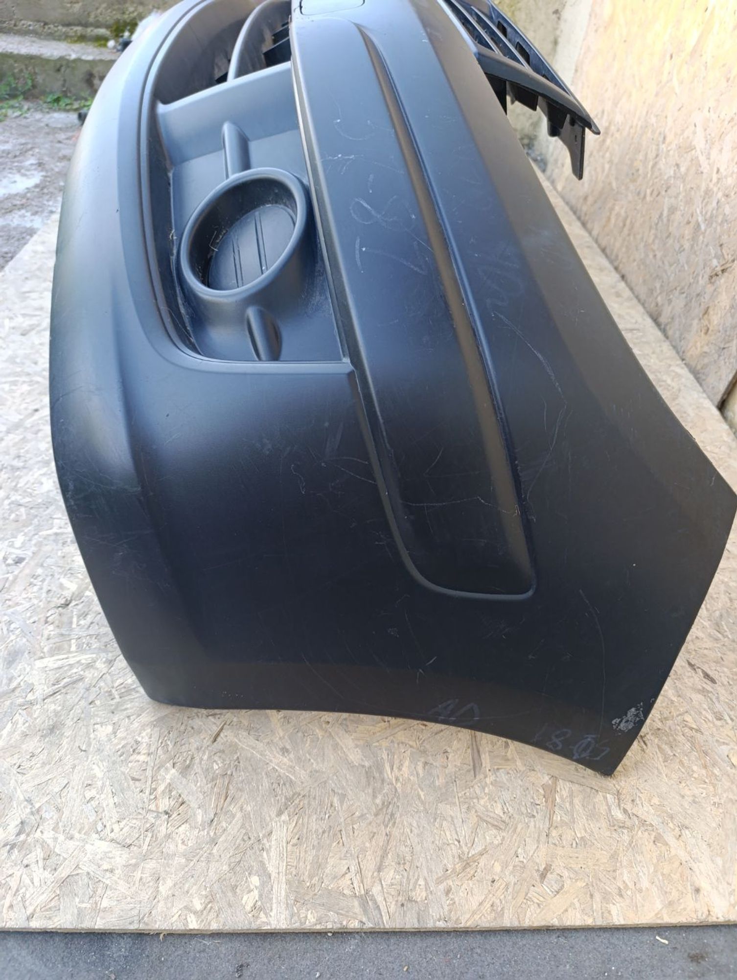 https://ycs.partsauto.market/partsauto-images/thmbs/userImages/d9b05010c61782443e0b3e264cf05921/part/ef5d06b0-3c45-4d19-9744-d1b3c020792f_1786970757803.jpg