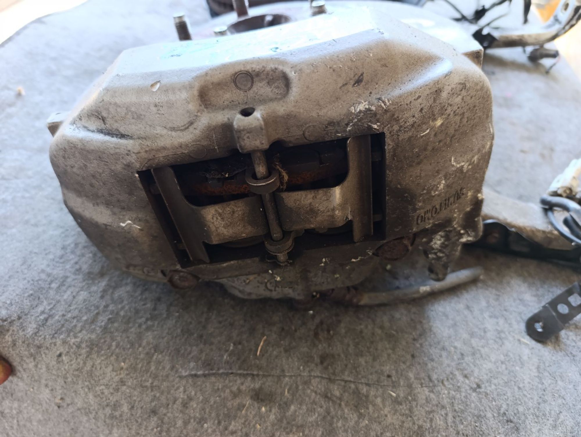https://ycs.partsauto.market/partsauto-images/thmbs/userImages/d9b05010c61782443e0b3e264cf05921/part/f0ce43a7-91d0-4905-a92b-8424a0be6f86_1783771954926.jpg