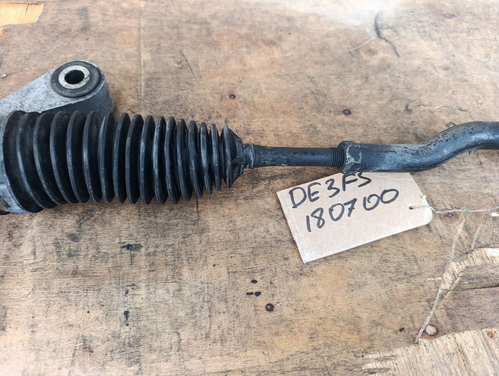https://ycs.partsauto.market/partsauto-images/thmbs/userImages/d9b05010c61782443e0b3e264cf05921/part/f0fde823-e075-40c3-ac3f-2b56f0539357_1784385344580.jpg