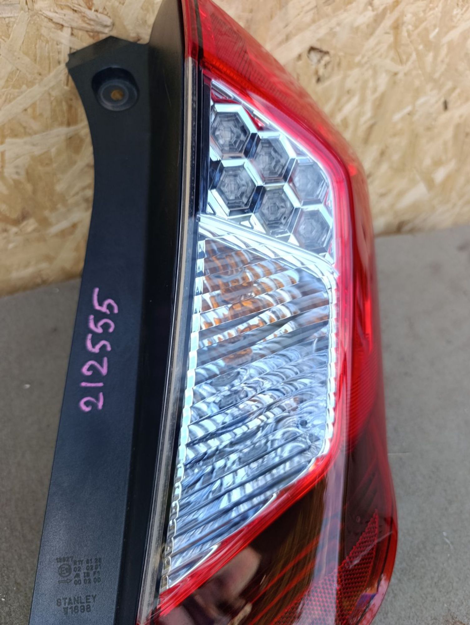 https://ycs.partsauto.market/partsauto-images/thmbs/userImages/d9b05010c61782443e0b3e264cf05921/part/f114238f-eb80-4c07-bace-e141069b510b_1784730978790.jpg