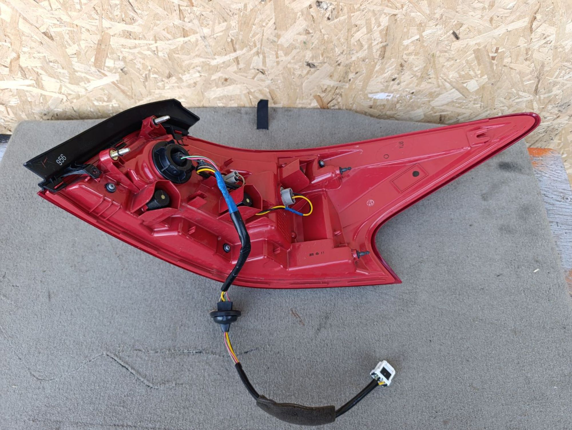 https://ycs.partsauto.market/partsauto-images/thmbs/userImages/d9b05010c61782443e0b3e264cf05921/part/f159e767-3330-4bea-9c27-349c0122b054_1784477373799.jpg