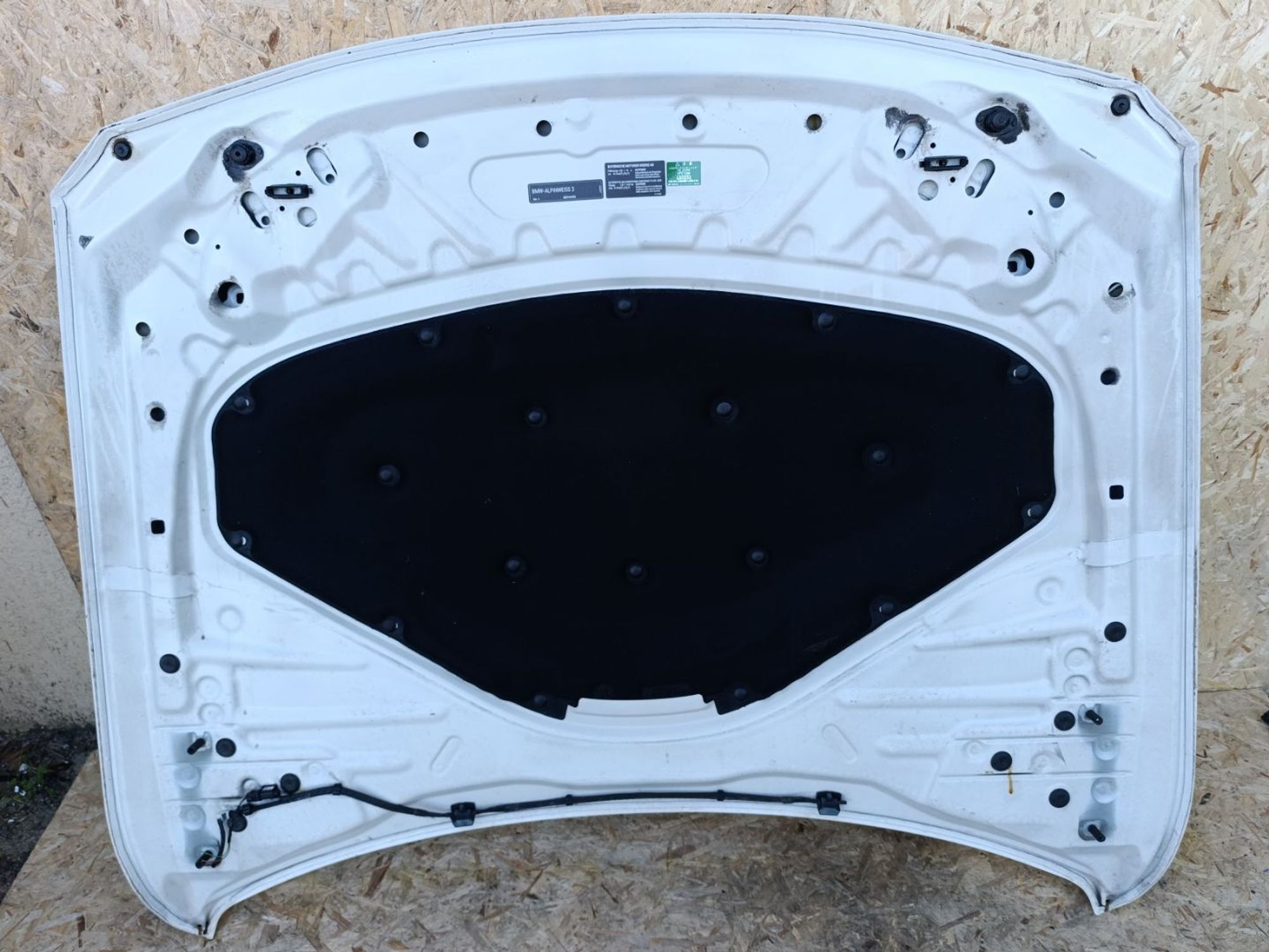 https://ycs.partsauto.market/partsauto-images/thmbs/userImages/d9b05010c61782443e0b3e264cf05921/part/f1643b7b-c760-45fa-8bd4-944d8c909b7a_1781793143933.jpg