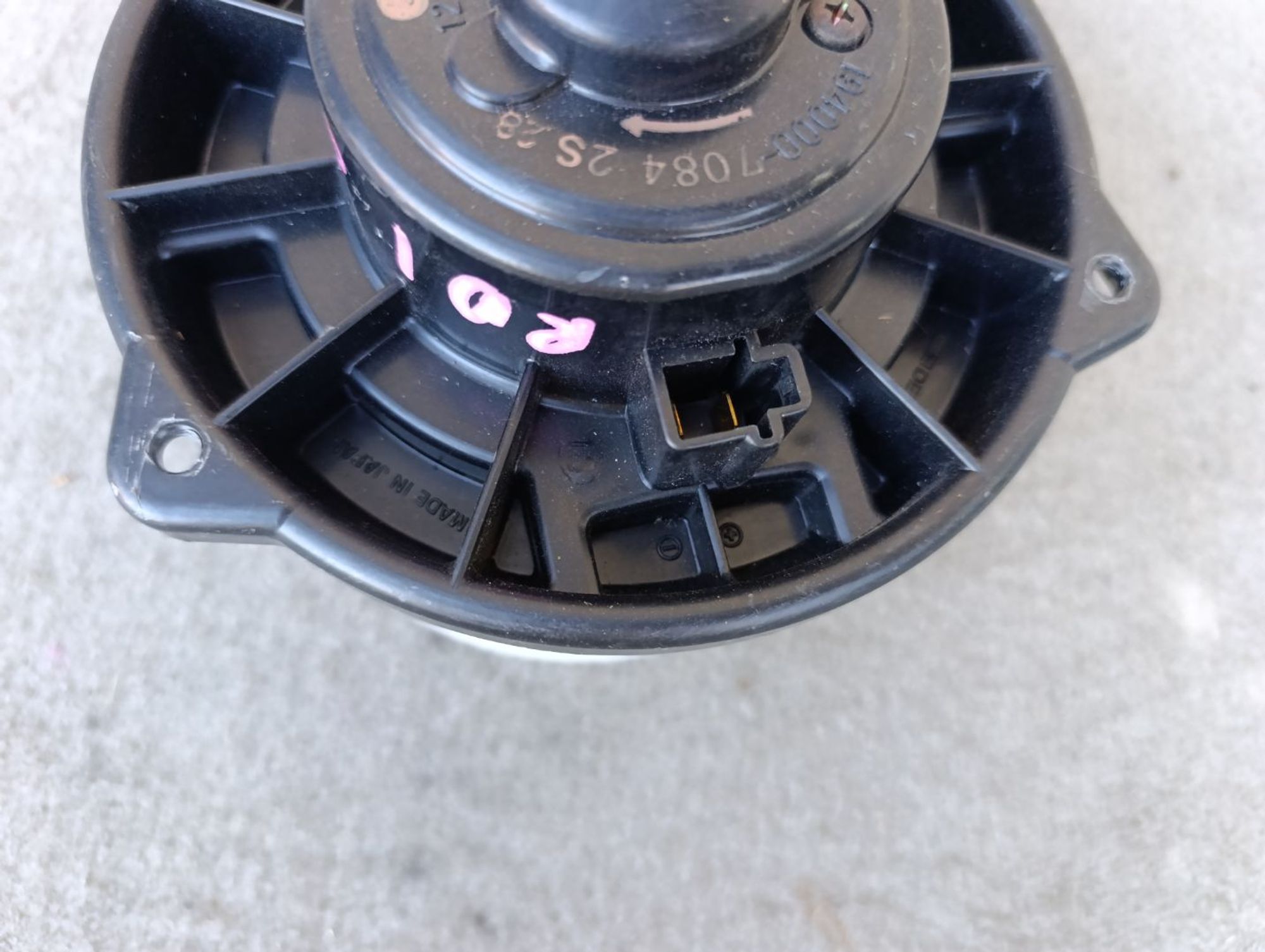 https://ycs.partsauto.market/partsauto-images/thmbs/userImages/d9b05010c61782443e0b3e264cf05921/part/f285a678-7346-4126-9ae2-315eae0008c7_1785509466910.jpg