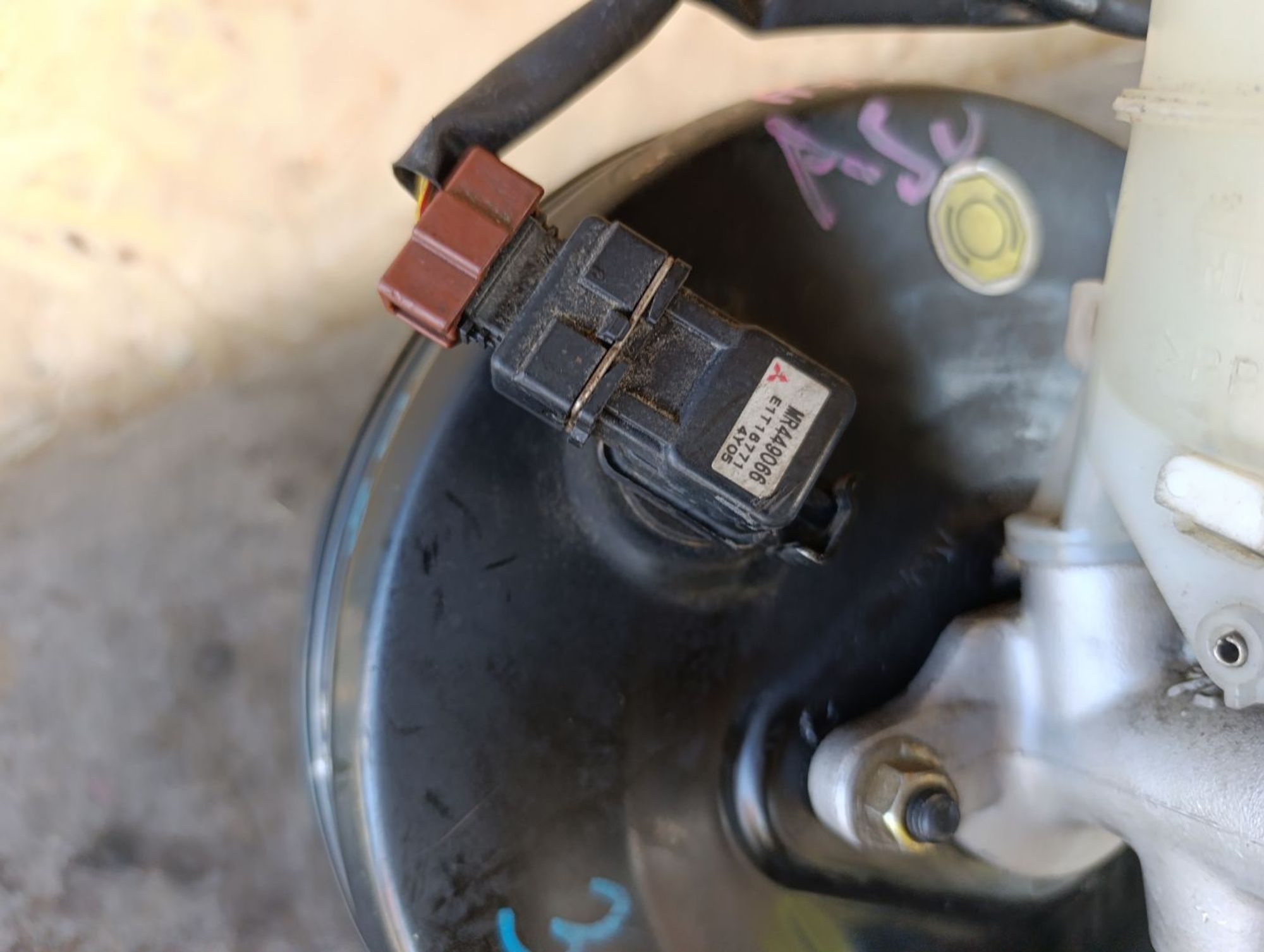 https://ycs.partsauto.market/partsauto-images/thmbs/userImages/d9b05010c61782443e0b3e264cf05921/part/f314c2fd-805a-4230-ad41-acec666cfd8e_1783751894979.jpg