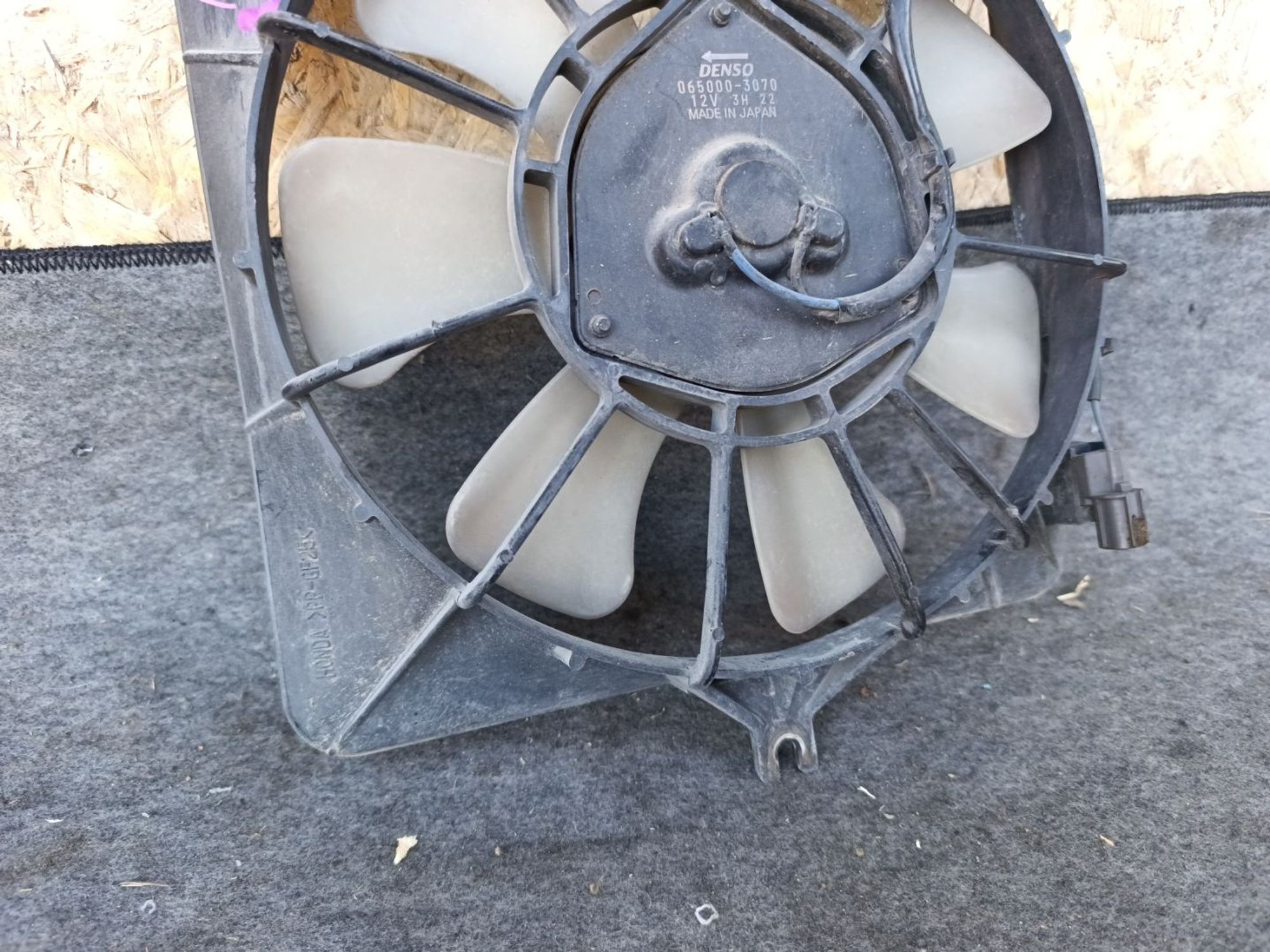 https://ycs.partsauto.market/partsauto-images/thmbs/userImages/d9b05010c61782443e0b3e264cf05921/part/f51eb09a-6e4a-4e2a-a851-7cf5f3dedea1_1781536904496.jpg