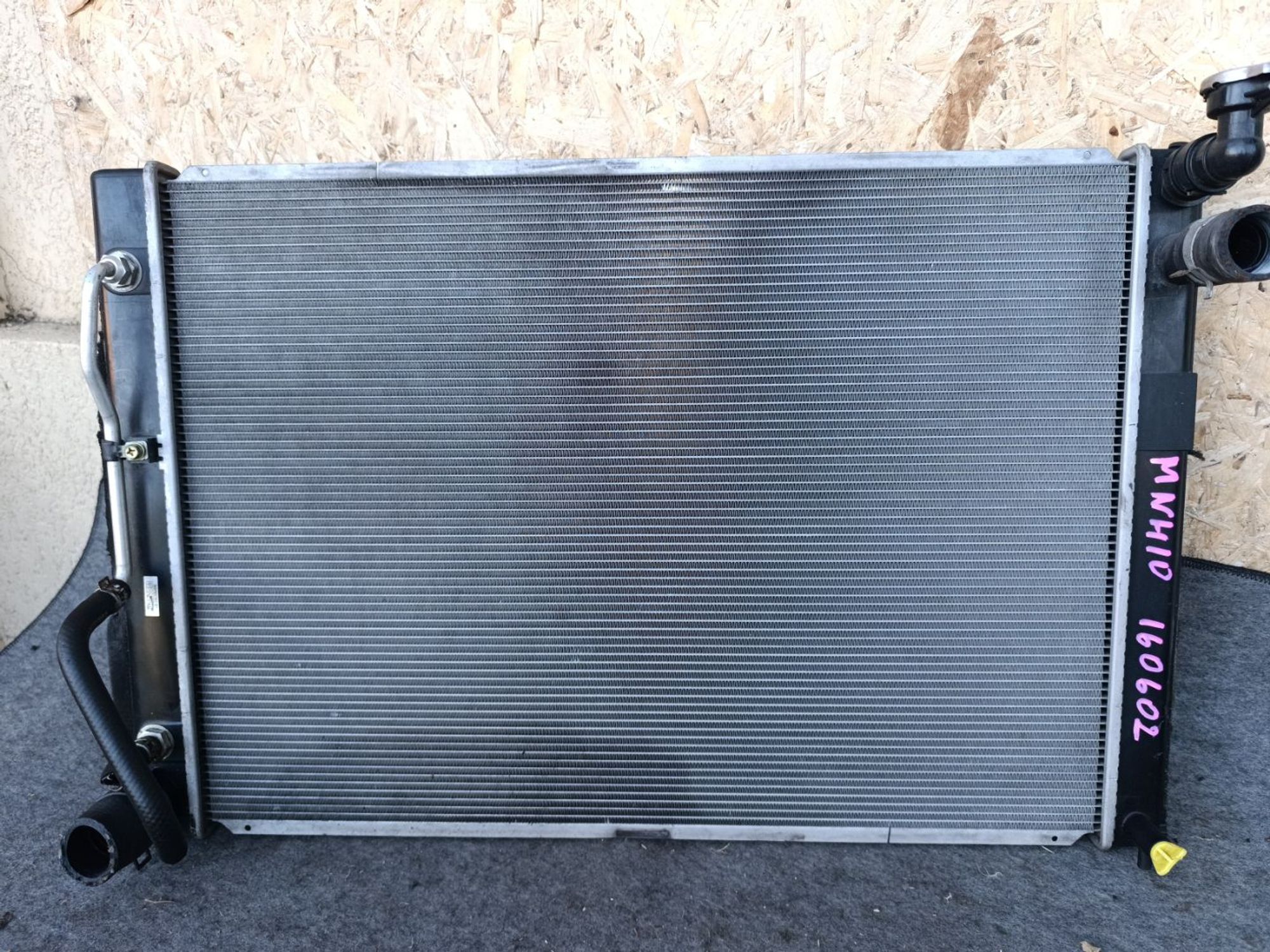 https://ycs.partsauto.market/partsauto-images/thmbs/userImages/d9b05010c61782443e0b3e264cf05921/part/f5269a69-6914-49a4-a4d2-1e34269e79ef_1781623506291.jpg