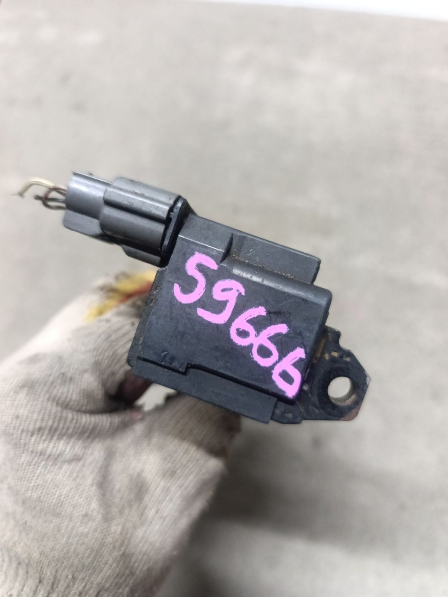 https://ycs.partsauto.market/partsauto-images/thmbs/userImages/d9b05010c61782443e0b3e264cf05921/part/f540475f-0a33-4273-a1ca-b6fa8d7caa83_1779209973946.jpg