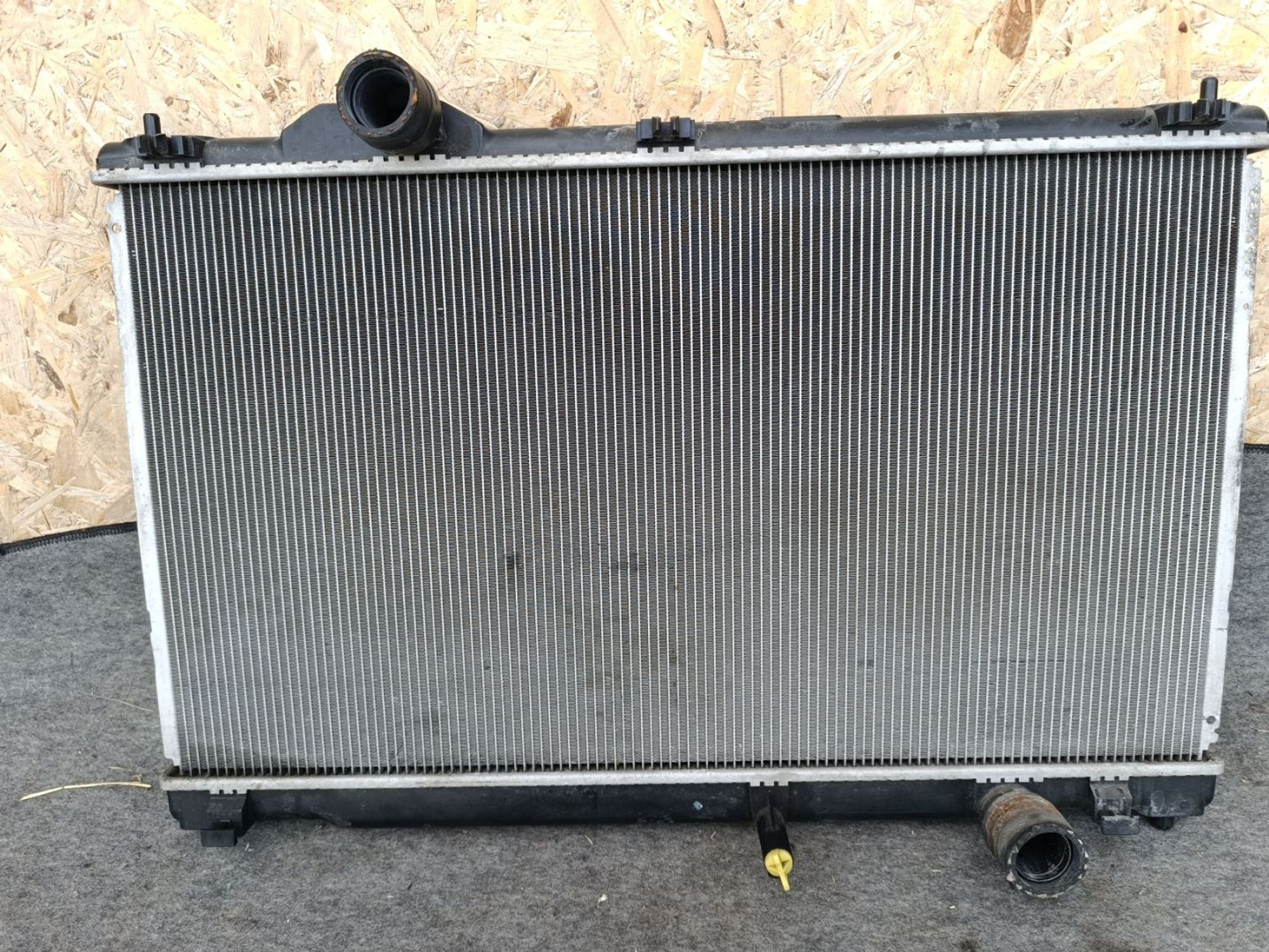 https://ycs.partsauto.market/partsauto-images/thmbs/userImages/d9b05010c61782443e0b3e264cf05921/part/f5459b62-a66f-4200-b15c-d52143b30755_1781098342961.jpg