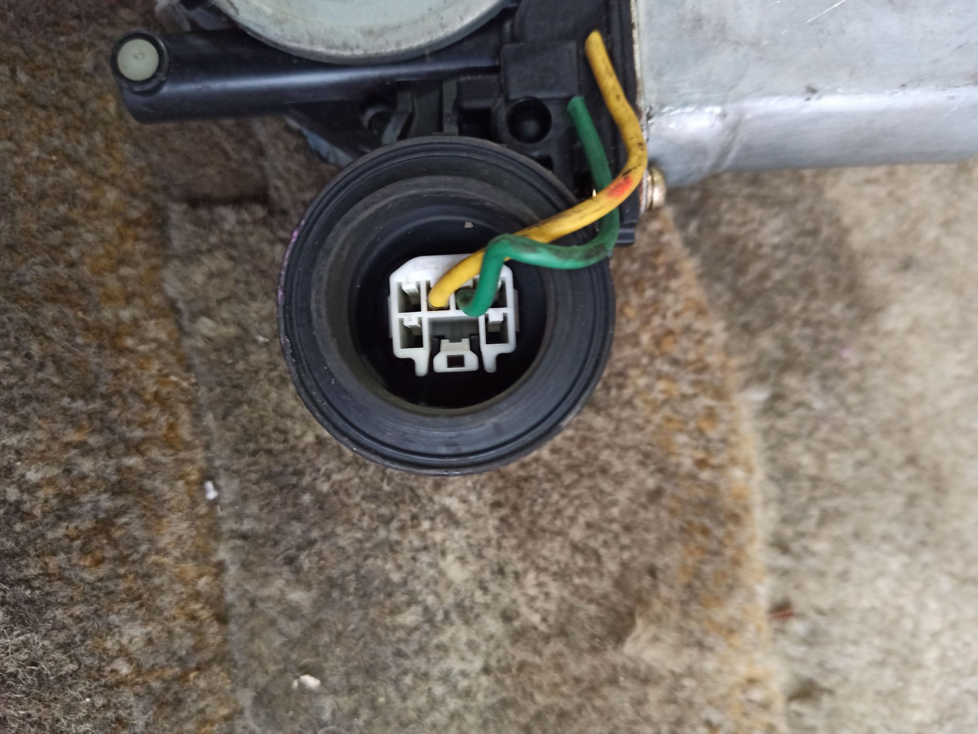 https://ycs.partsauto.market/partsauto-images/thmbs/userImages/d9b05010c61782443e0b3e264cf05921/part/f5773a4a-30cd-491e-9d9c-b2b6d9a3c1af_1699535155289.jpg