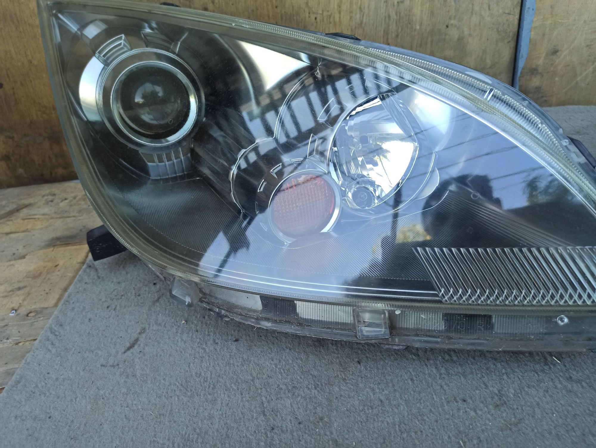 https://ycs.partsauto.market/partsauto-images/thmbs/userImages/d9b05010c61782443e0b3e264cf05921/part/f67f63ac-fc47-429a-aa93-d5d5aa2cf2a1_1718545011205.jpg